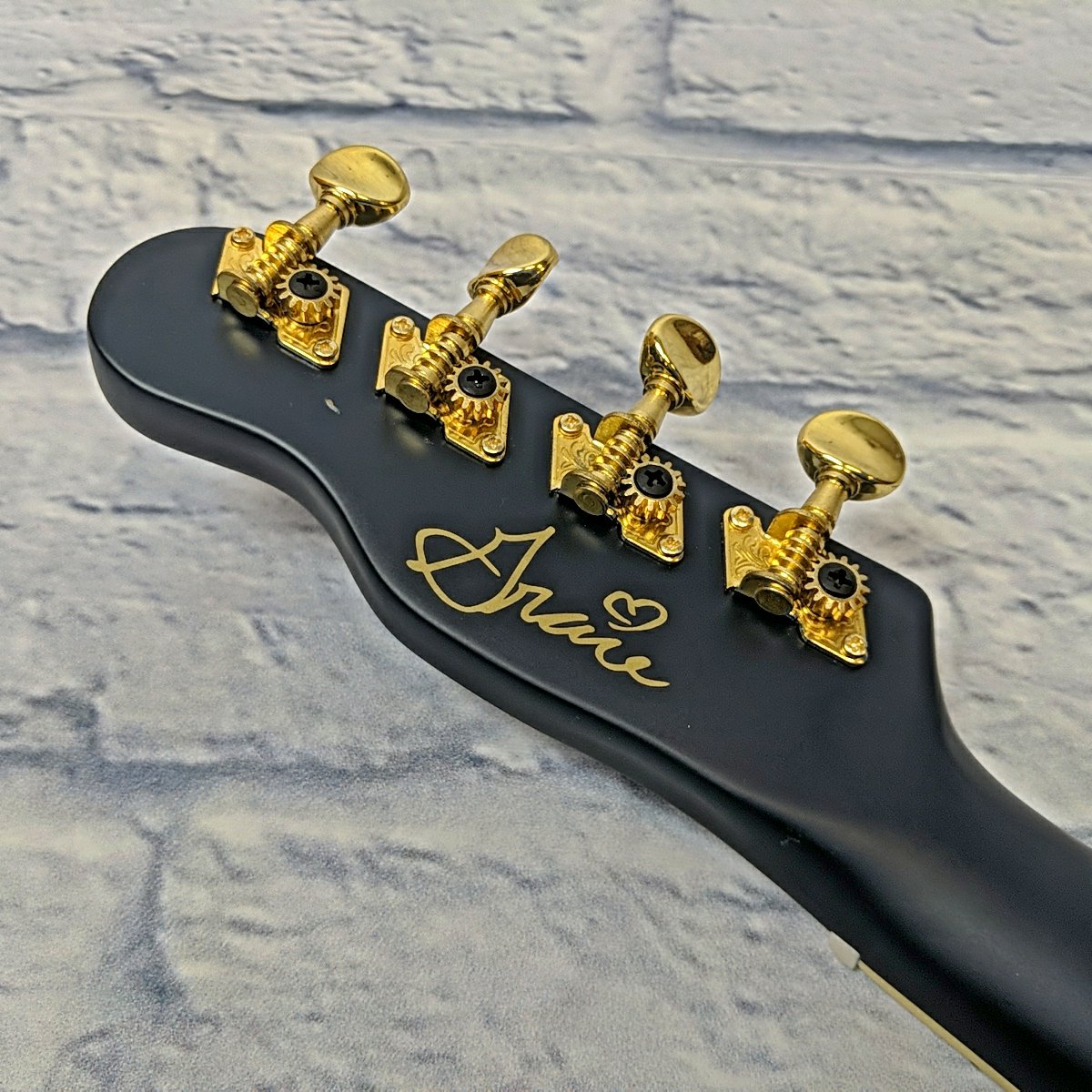 Fender Grace Vanderwaal Moon Light Soprano Ukulele