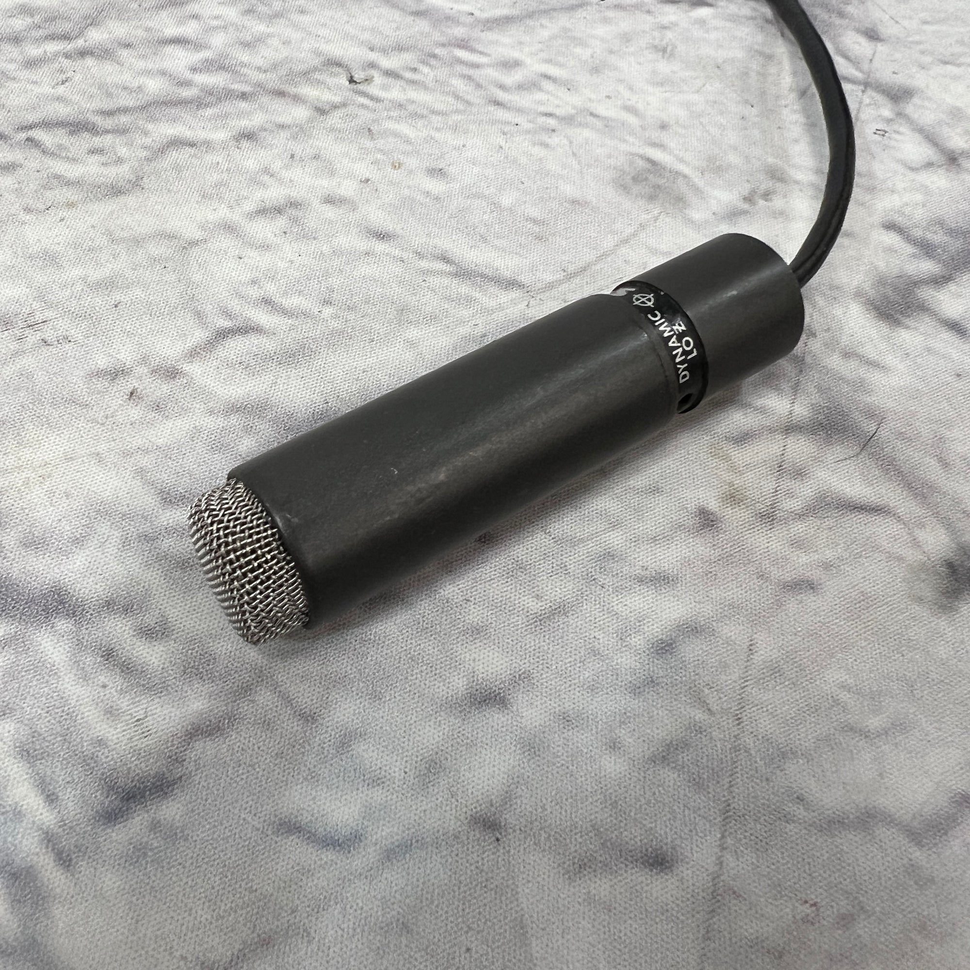 Shure 572G Dynamic Mic with Hardwired Cable