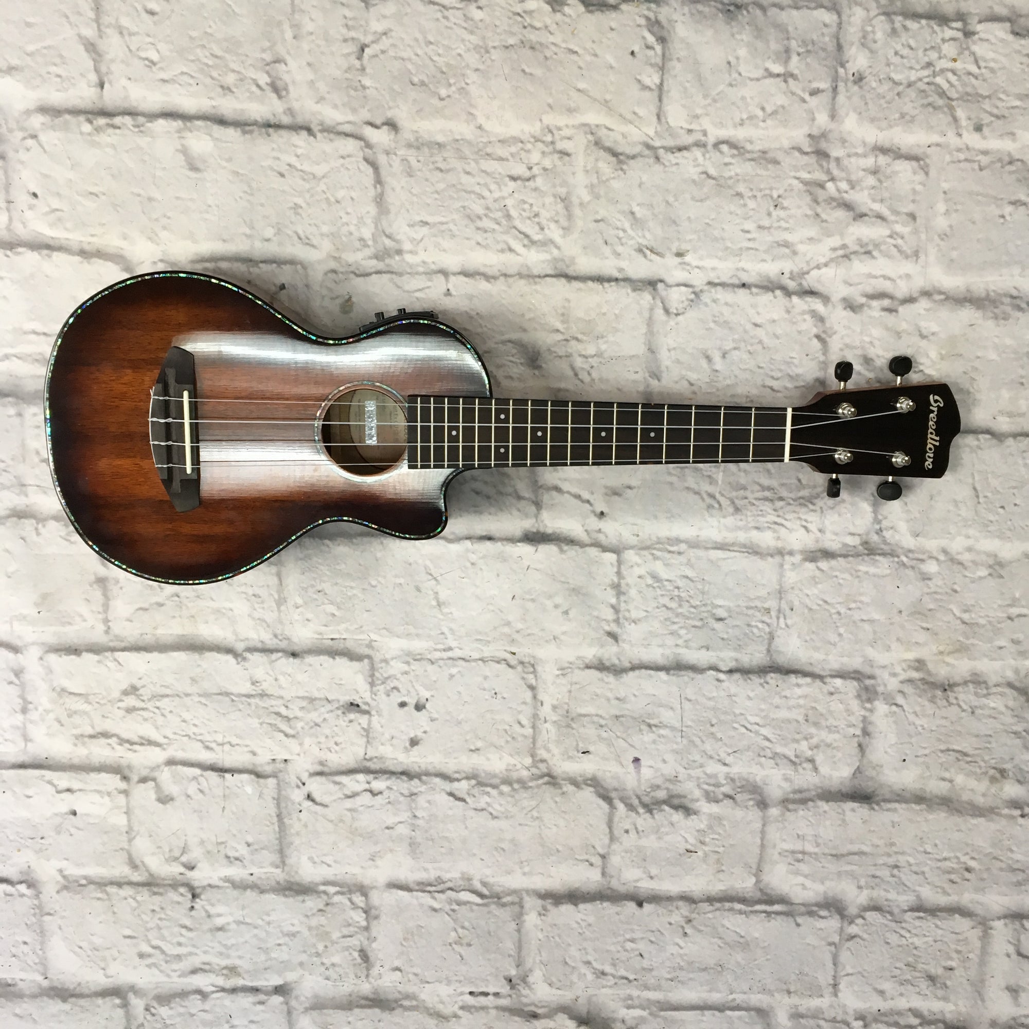 Breedlove Ex Cu Ce Bo Concert Ukulele