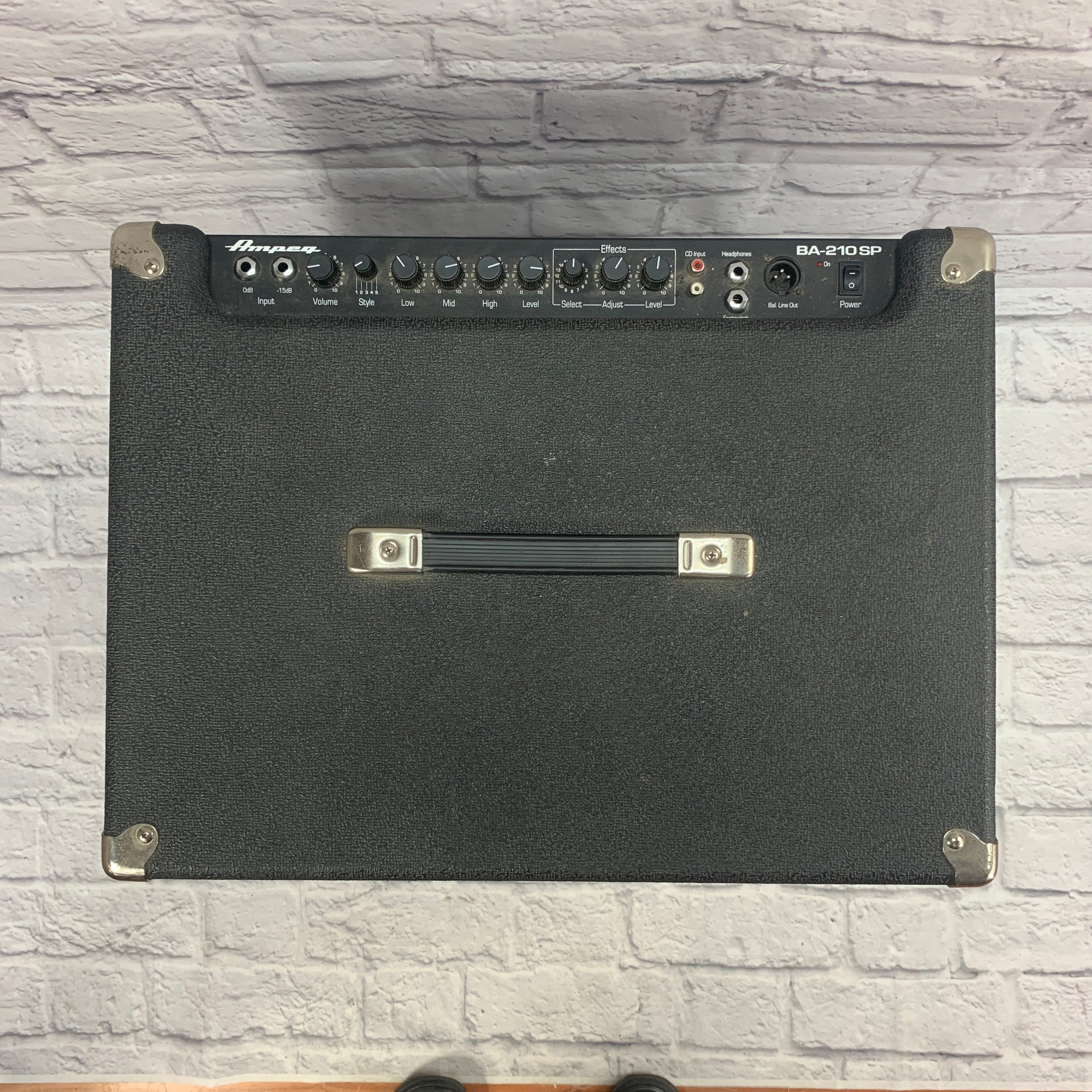 Ampeg BA210 SP Bass Combo