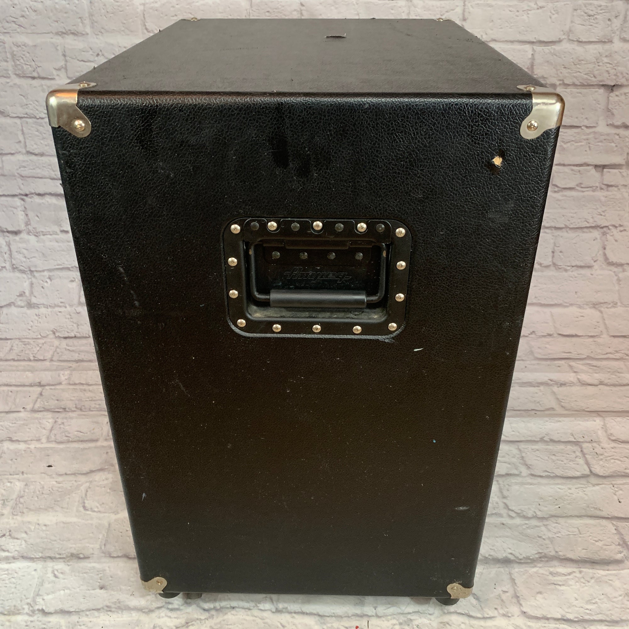 Ampeg B410HLF 4x10 Bass Cabinet