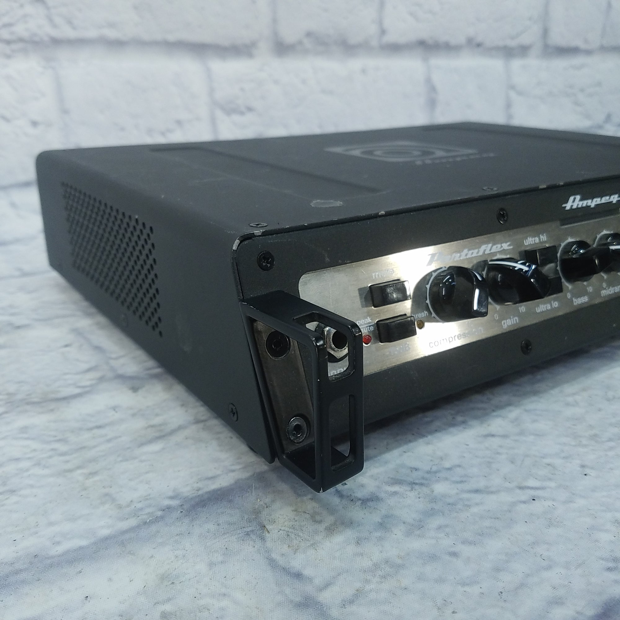 Ampeg PF-500 Bass Amp Head