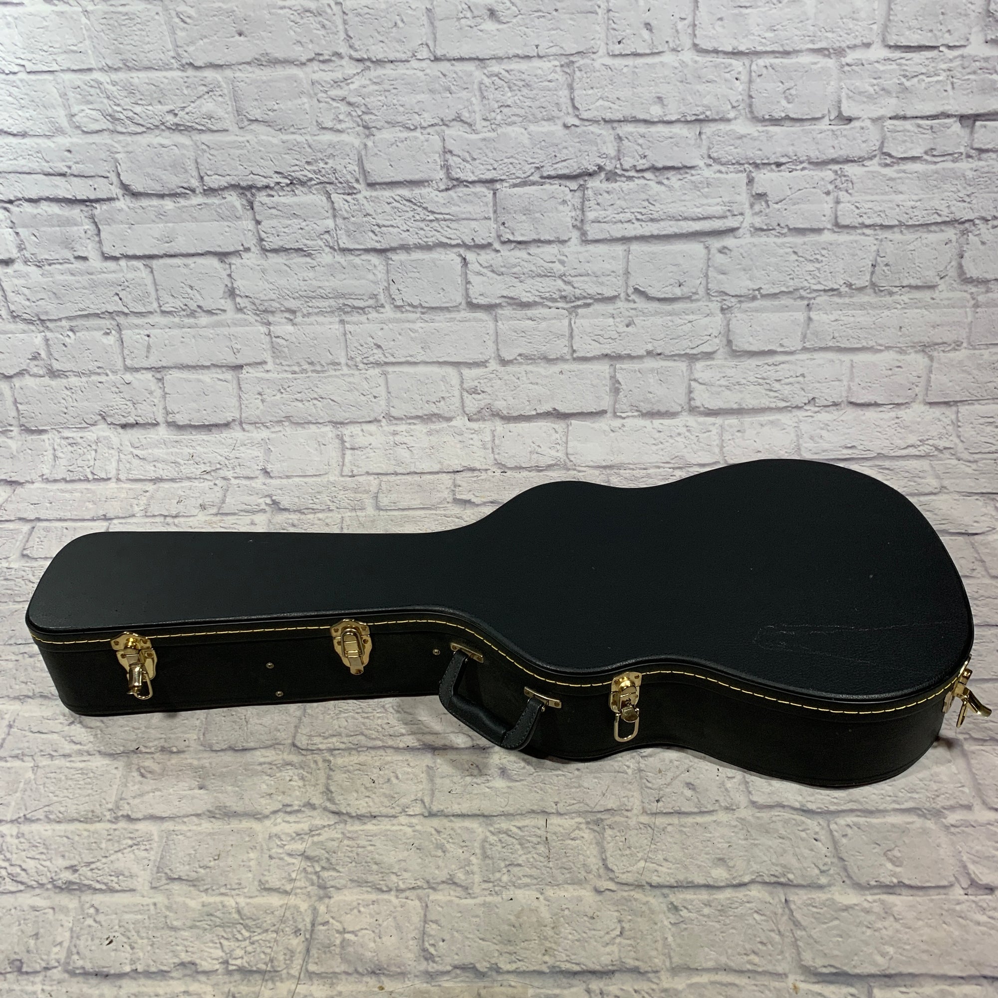 Unknown Acoustic Guitar Hard Case