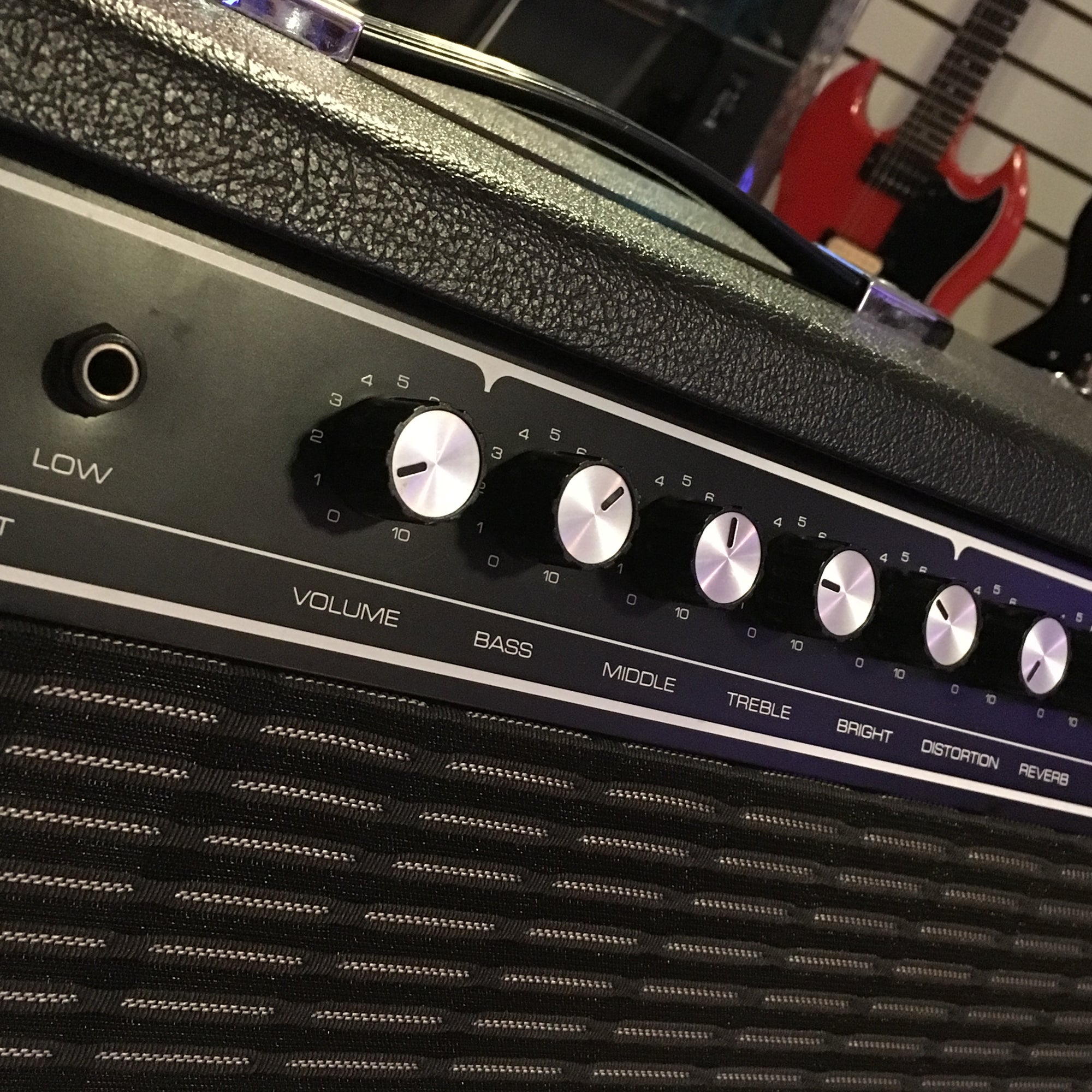 ** Yamaha Hundred115 Sold State Combo Amp