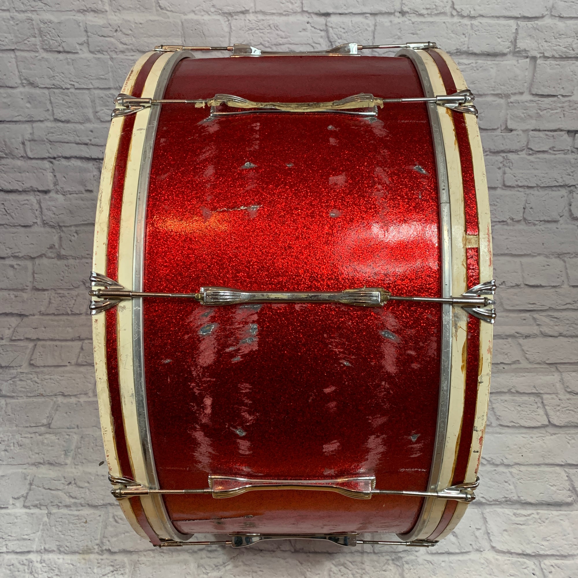 Ludwig 30in Marching Bass Drum Red Sparkle w/ Case
