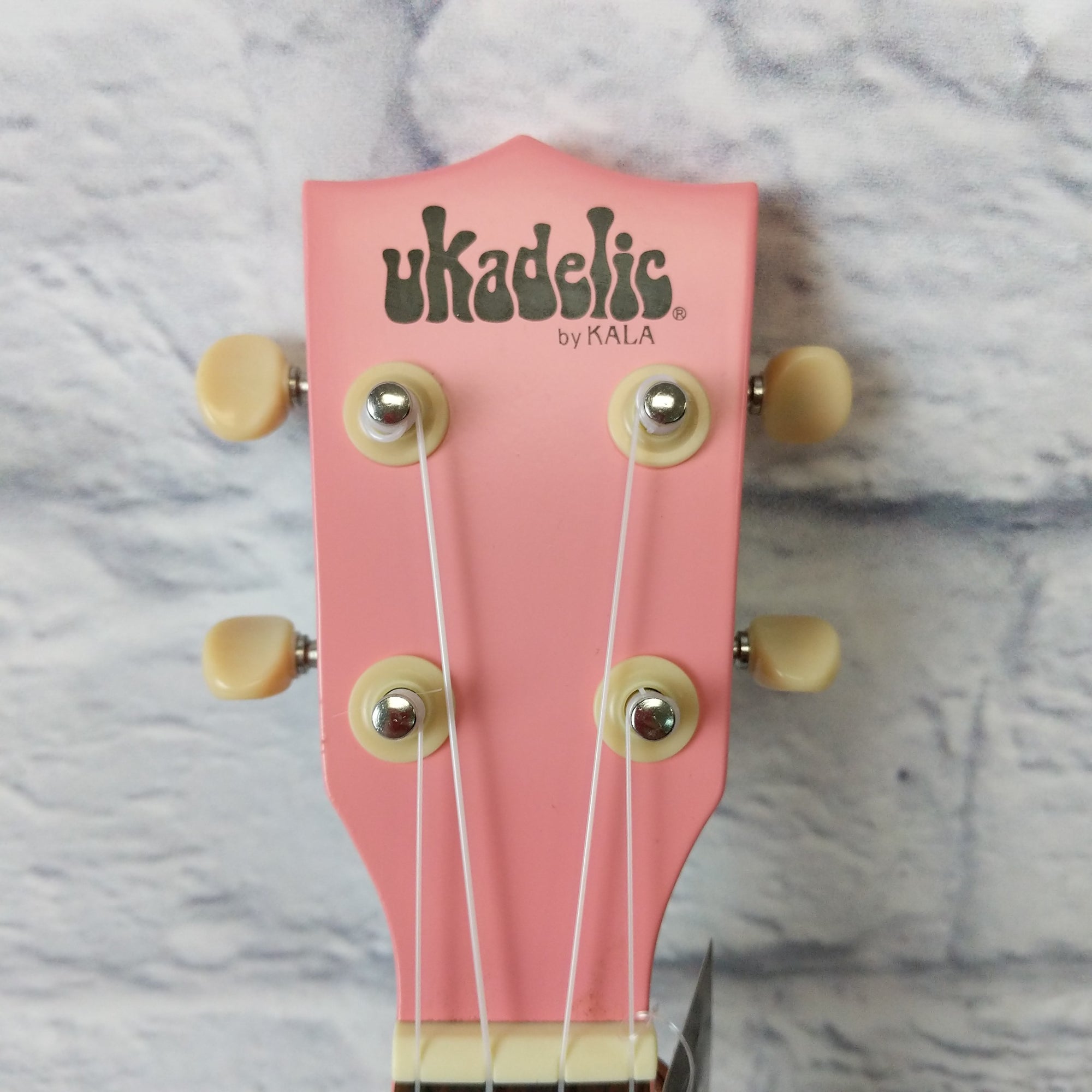 Kala Ukadelic Ukulele - Flamingo