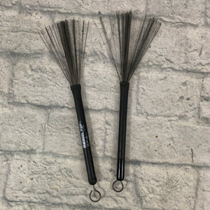Mismatched Rubber-Coated Brushes