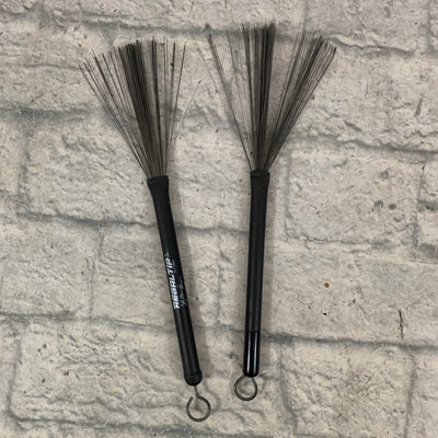 Mismatched Rubber-Coated Brushes