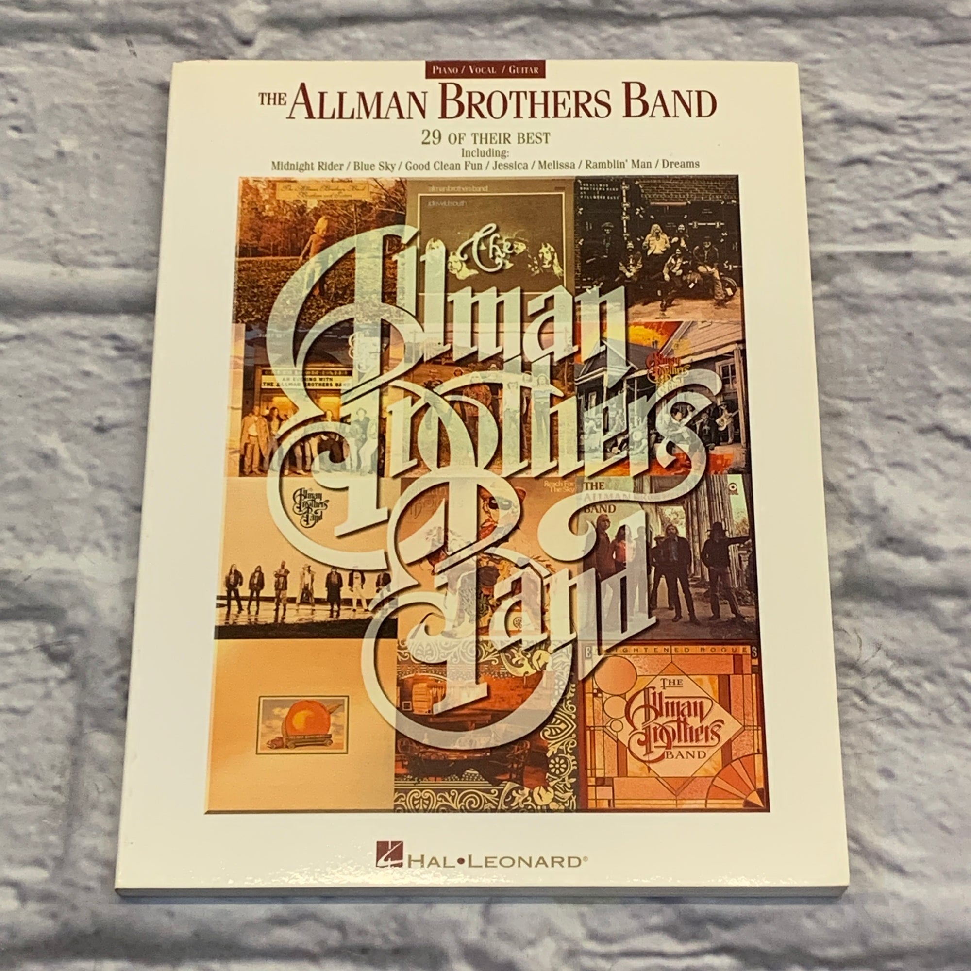 Hal Leonard The Allman Brothers Band 29 of Their Best Piano/Vocal/Guitar Book