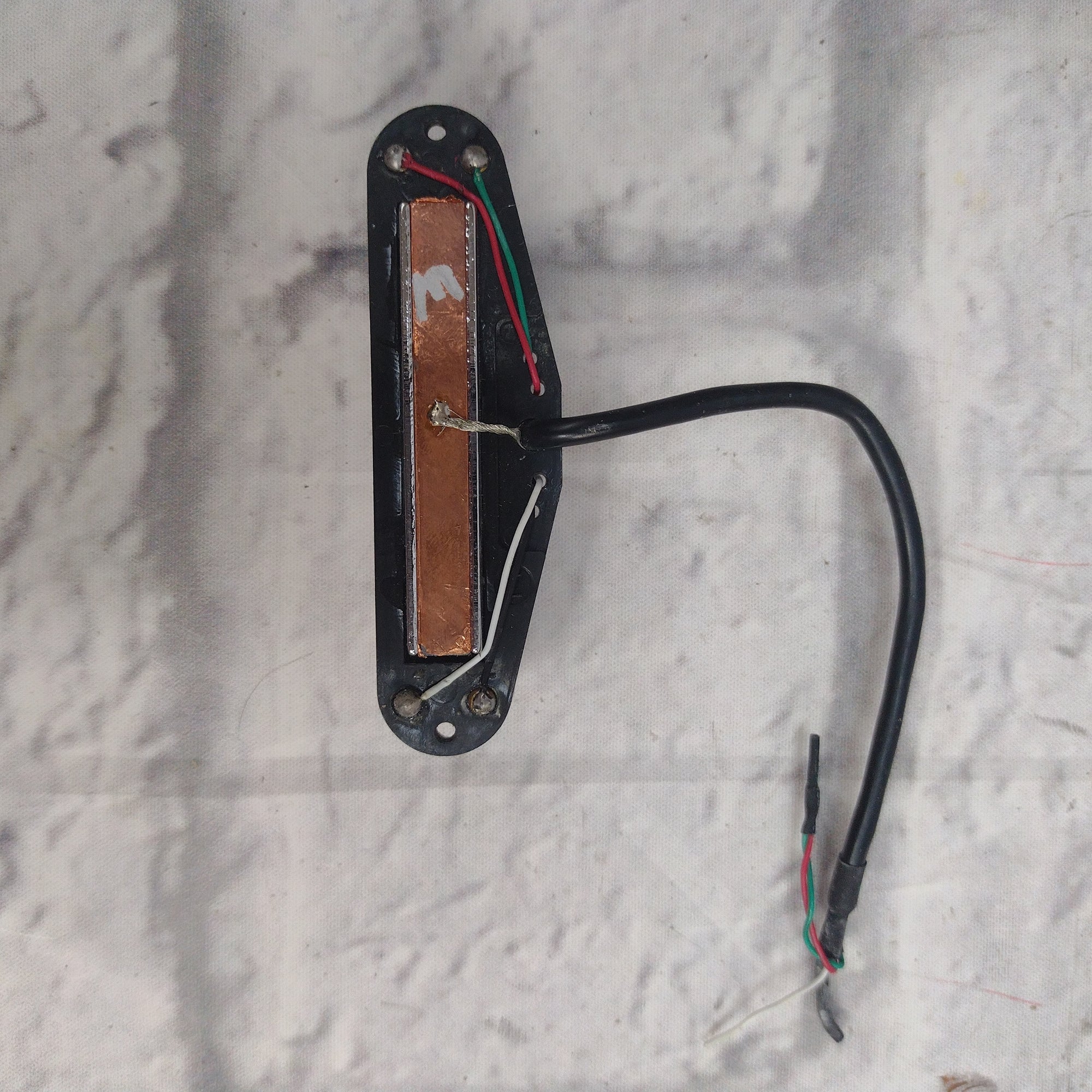 Unknown Dual Rail Strat Humbucker Pickup