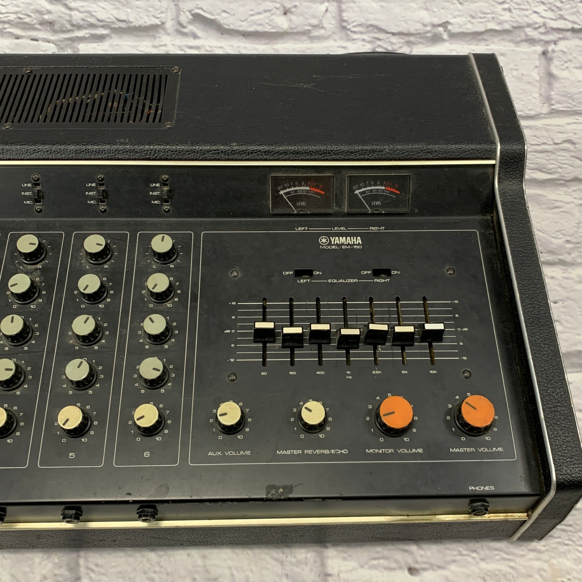 Yamaha EM-150 6-Channel Powered Mixer w/ Spring Reverb