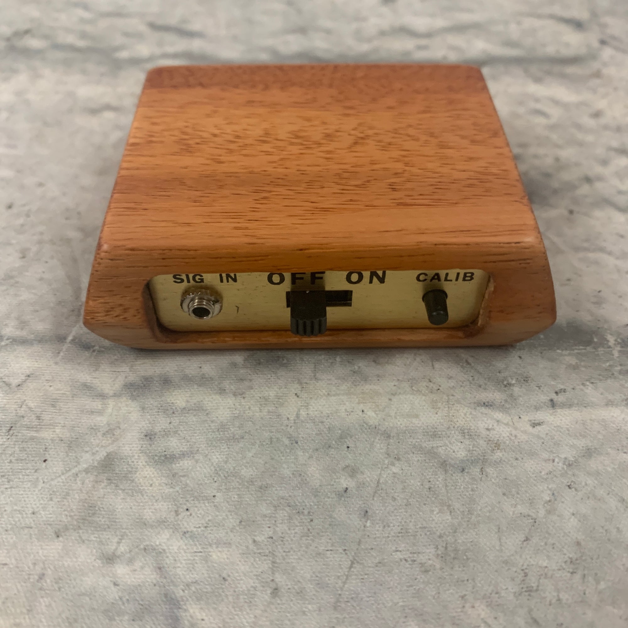 Tuners Direct Inc LockOn Wood Case Tuner w/ Carrying Pouch