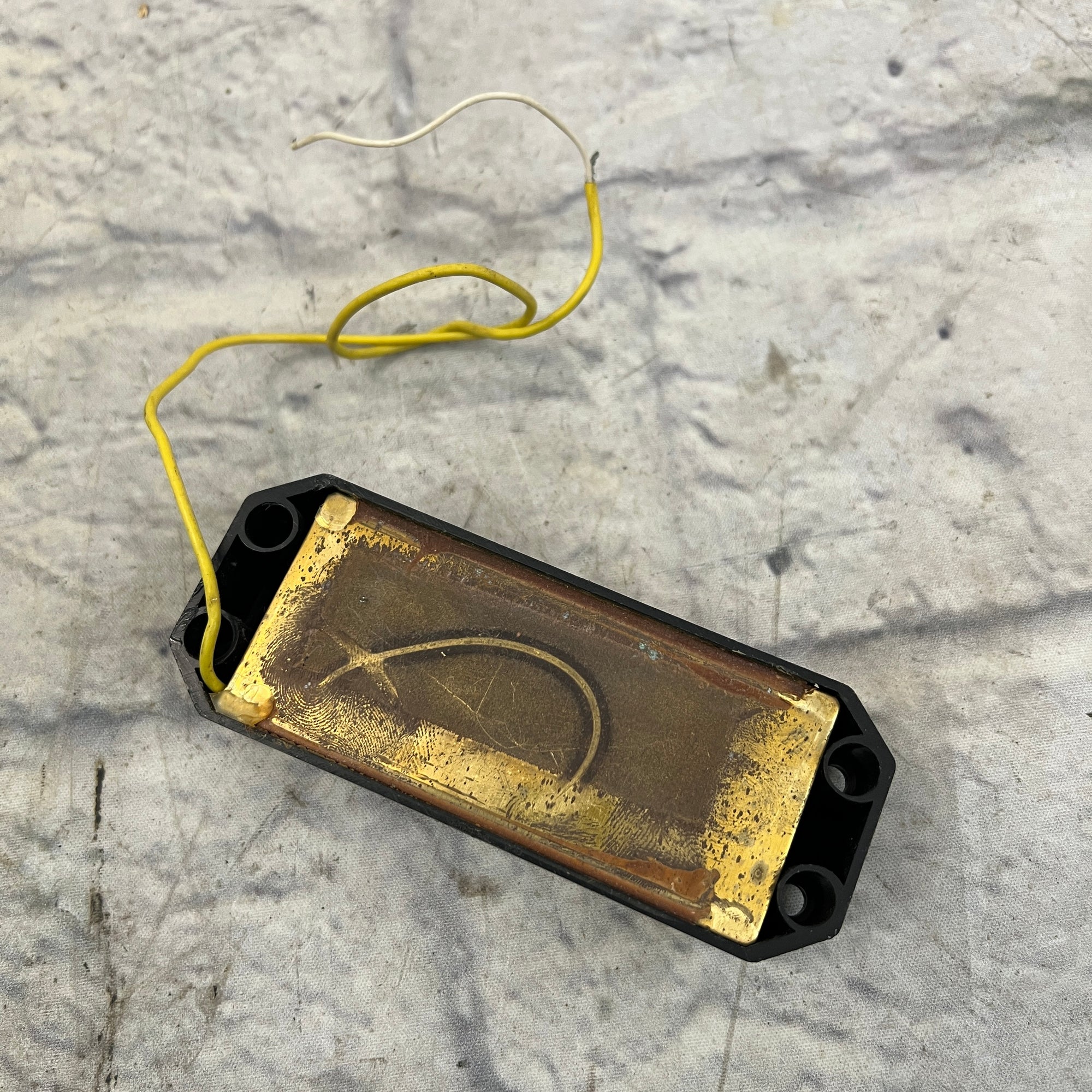Westone 15.05K  Bass Pickup