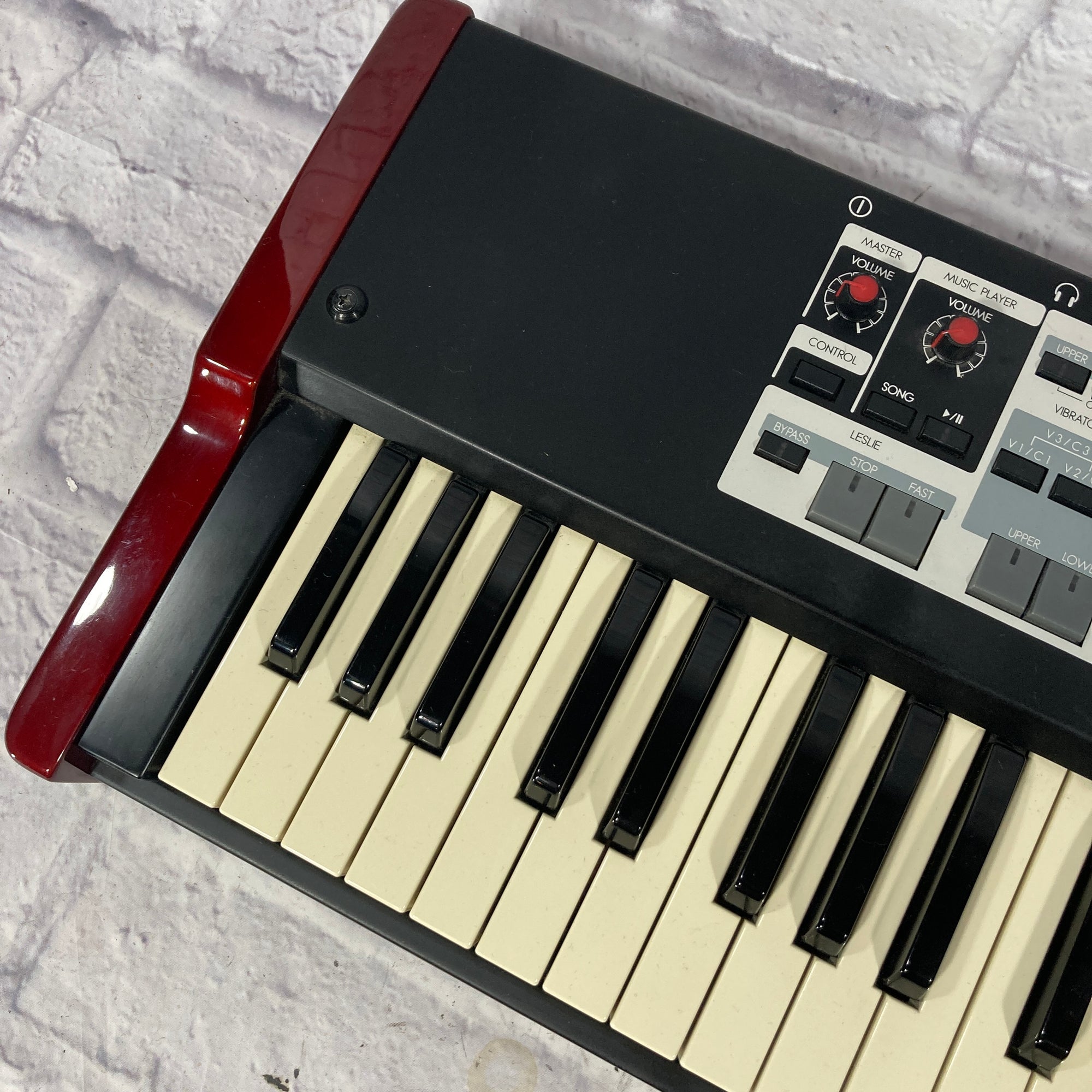 Hammond SK1 73-Key Stage Keyboard w/ Original Box