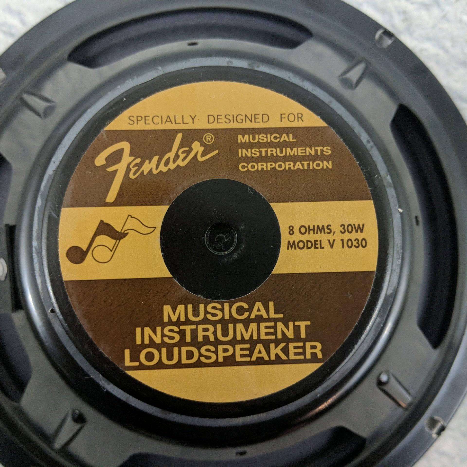 【動作未確認】Fender V1030 Ohm 30W 10インチスピーカー Yahoo!オークション - Fender V1030 10インチスピーカー eminence
