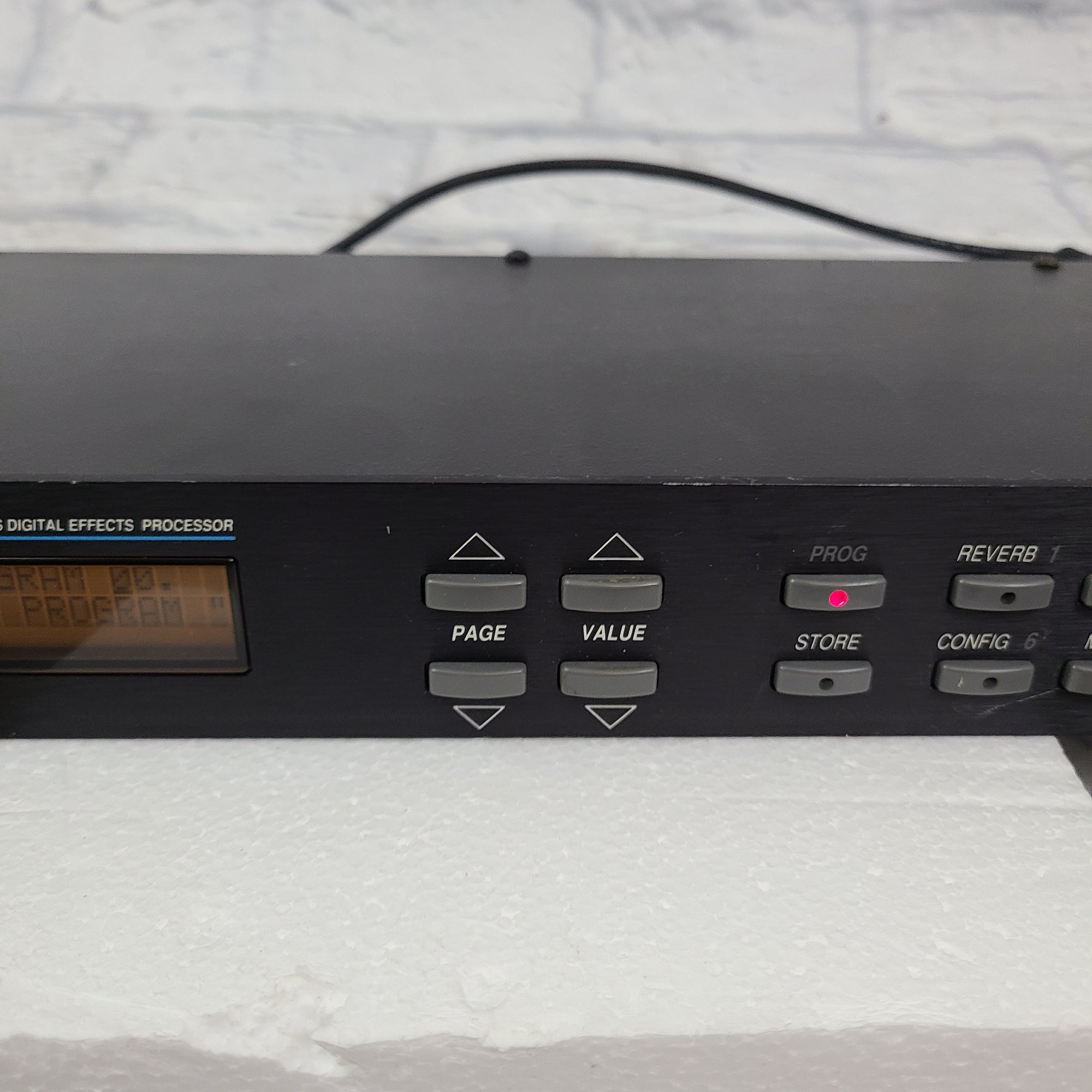 Alesis QuadraVerb 20K Bandwidth Simultaneous Digital Effects Rack Unit