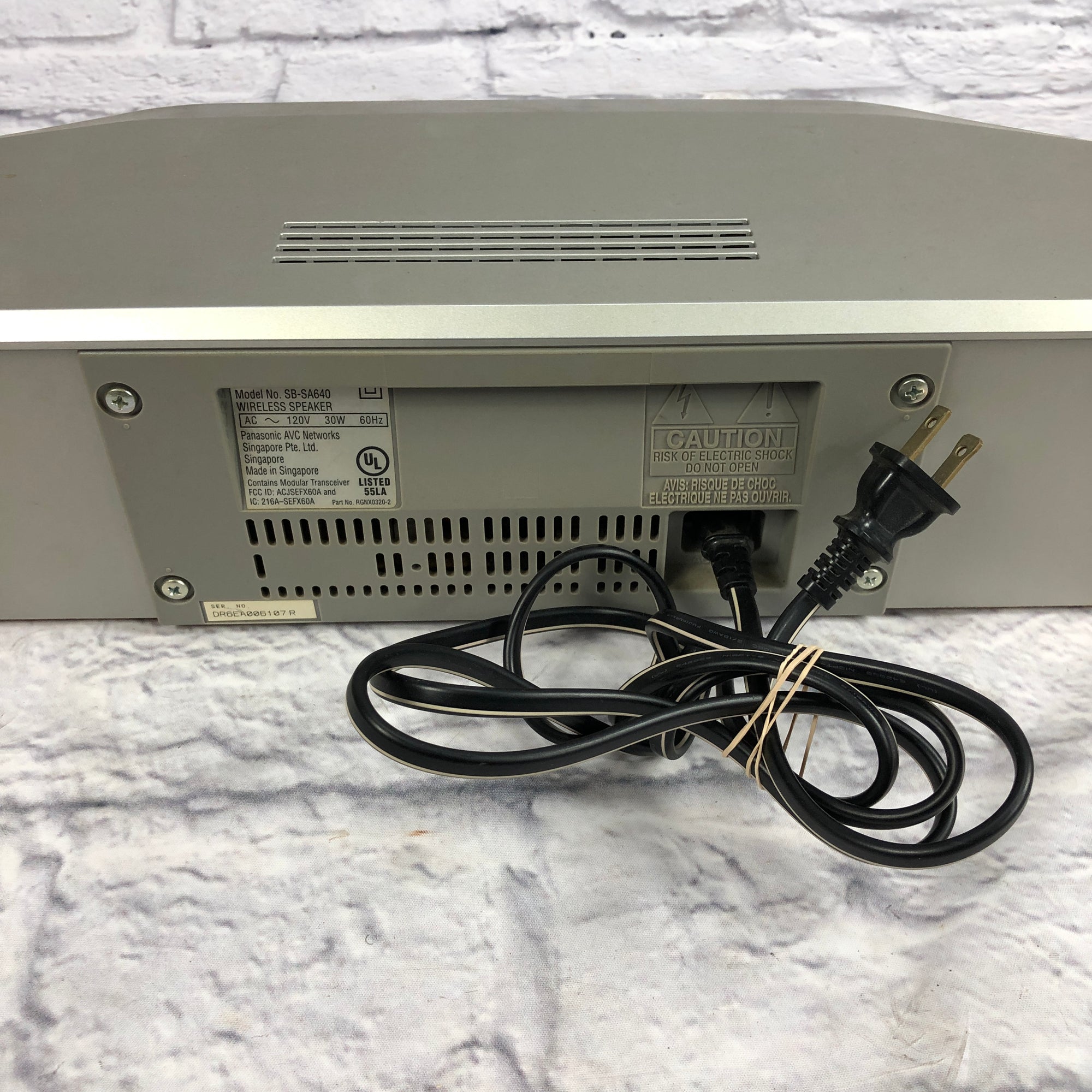 Panasonic SB-SA640 Speaker Needs Aux Cord