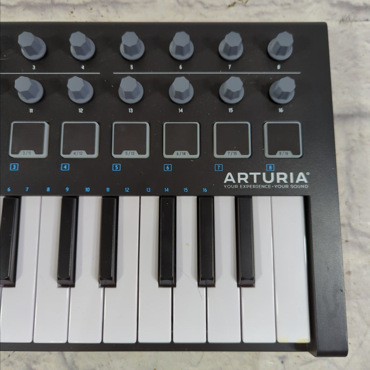 ARTURIA MiniLab MkII MIDIコントローラー Arturia MiniLab MkII – Anti-Foundation