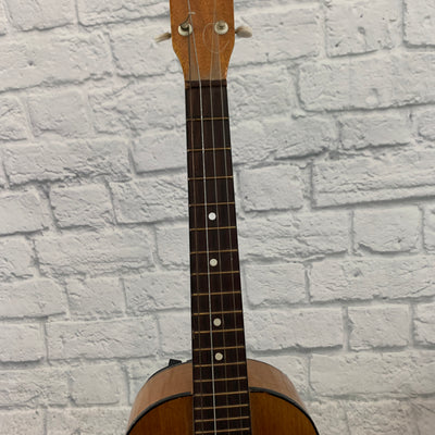 Unknown Ukulele D-8 30"