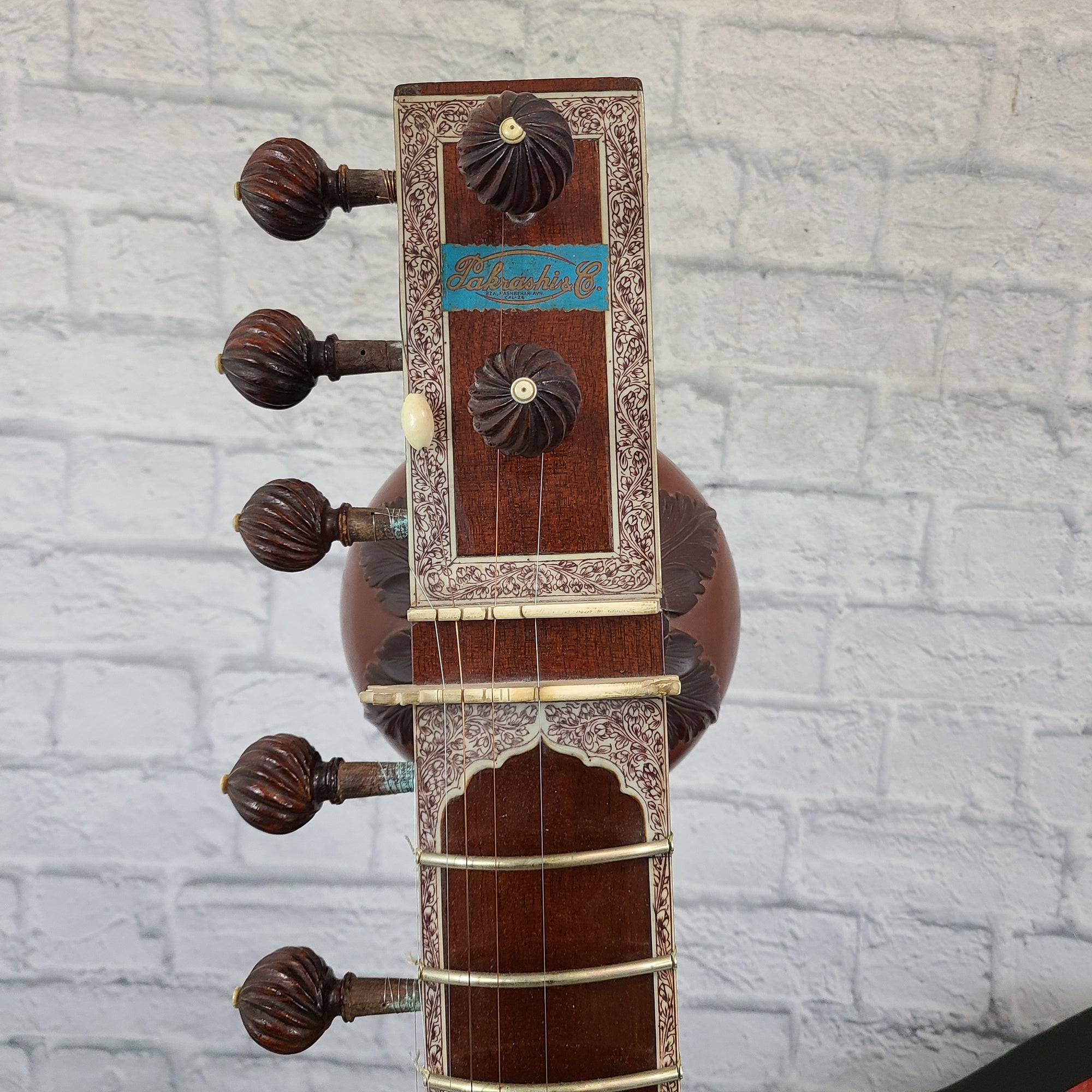 Pakrashi Sitar with Hard Case and Accessories