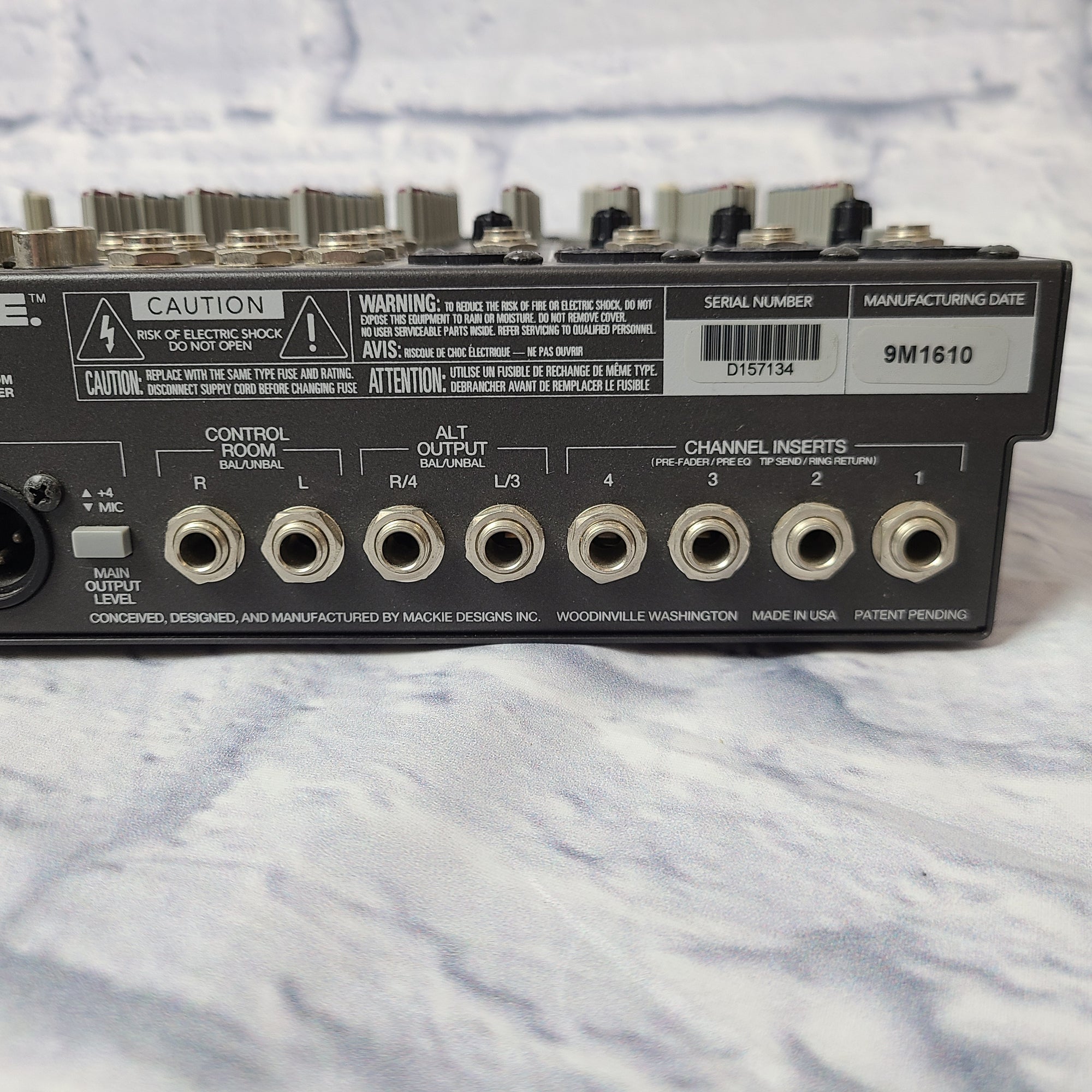 Mackie 1202-VLZ 12-Channel Pro Studio Mixer
