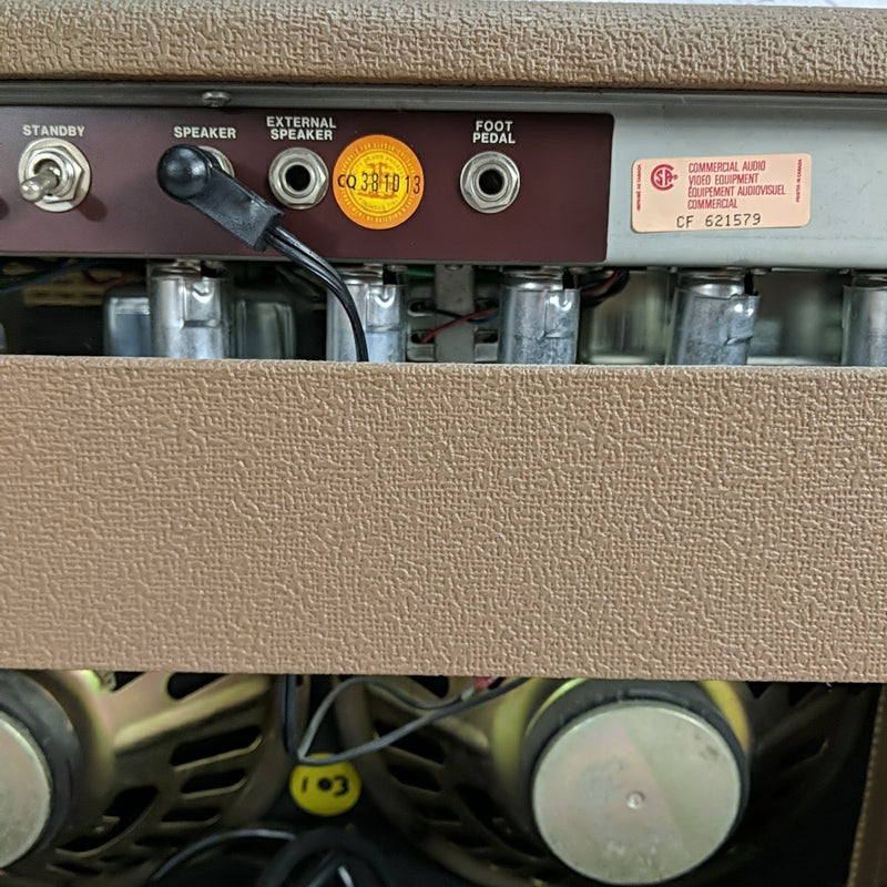 63 Spring Reverb Convolution Amp Fender 63 Vibroverb Reissue Tube Combo Amp - Evolution Music