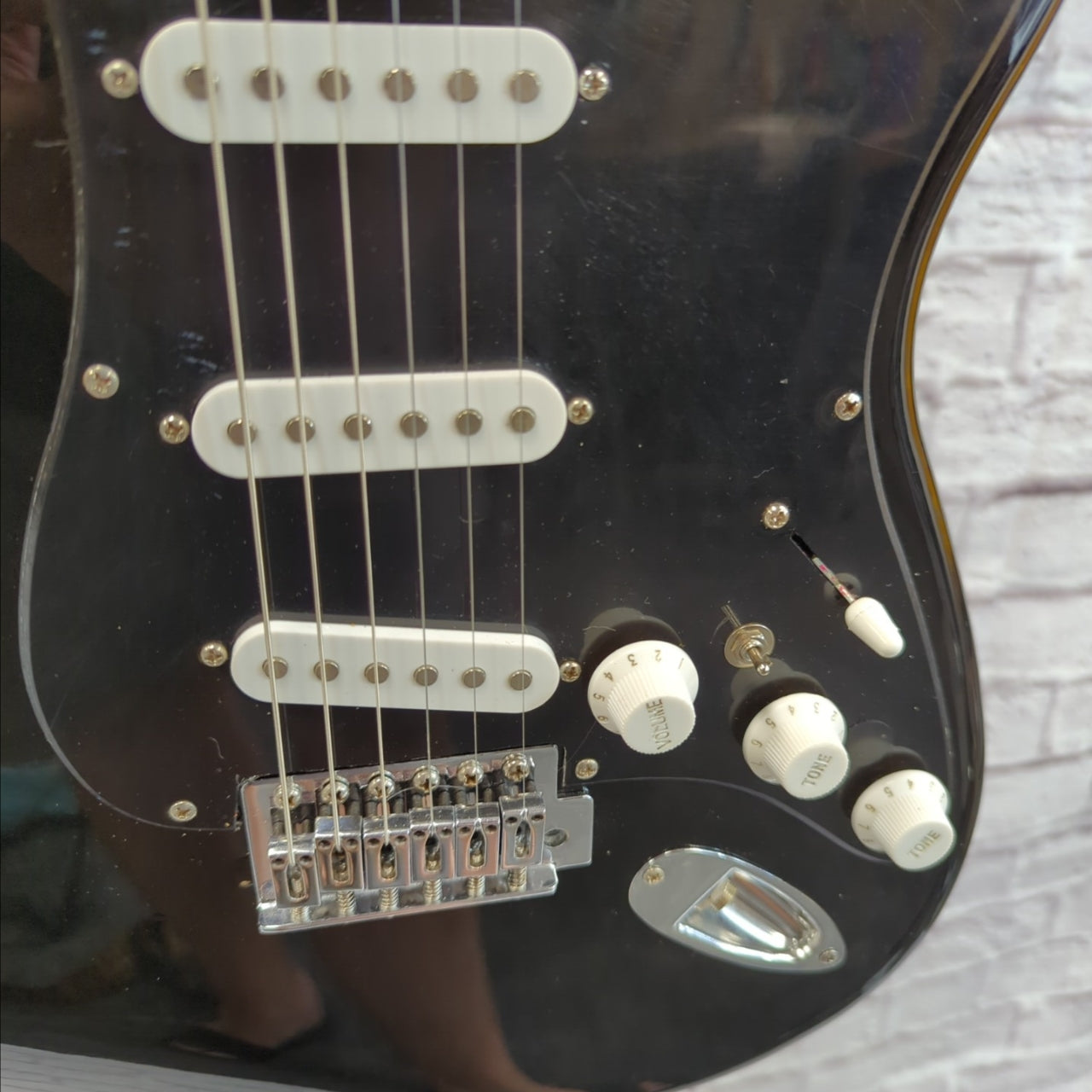 Squier Stratocaster Unknown Model Electric Guitar