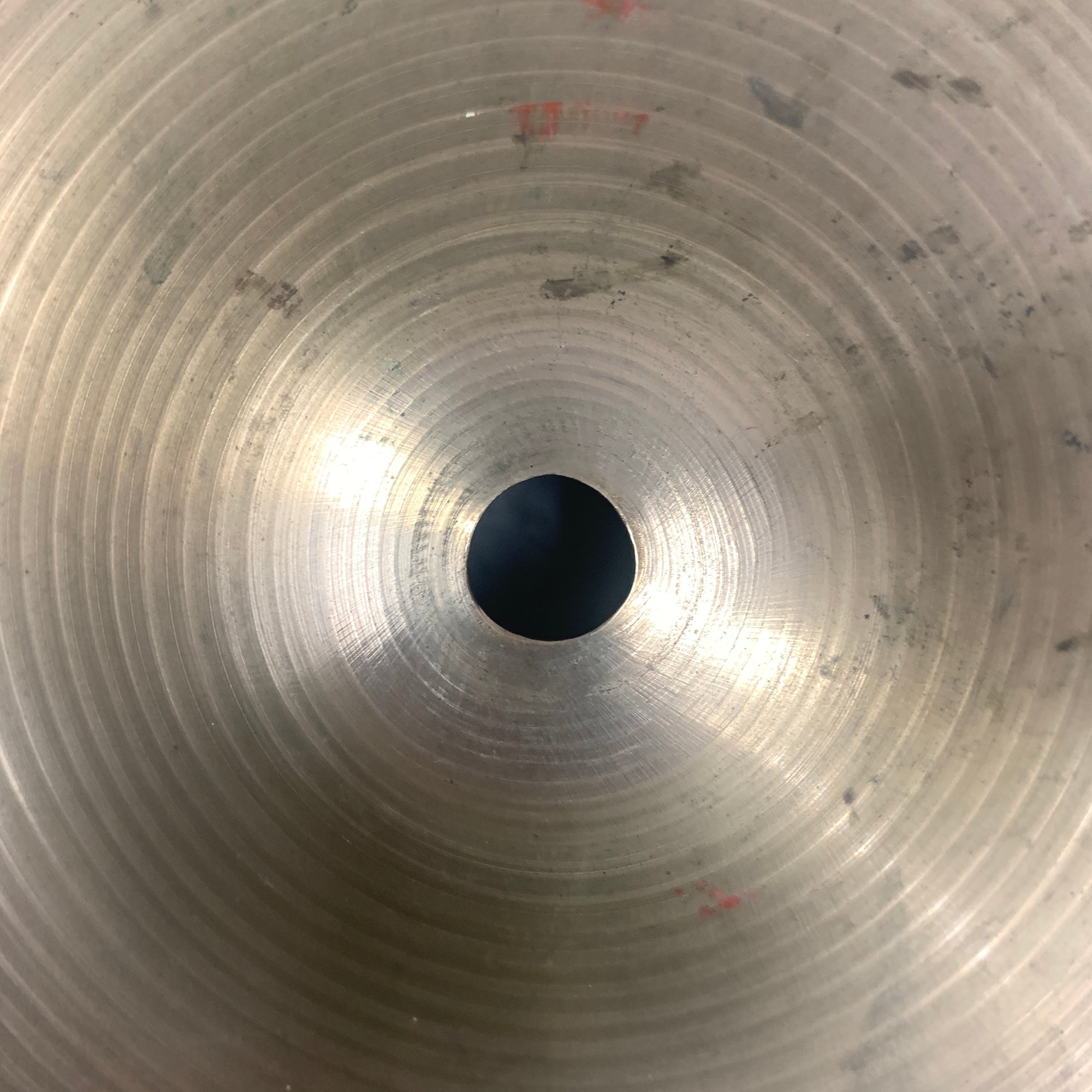 Vintage Zildjian 16 Crash Cymbal 900g