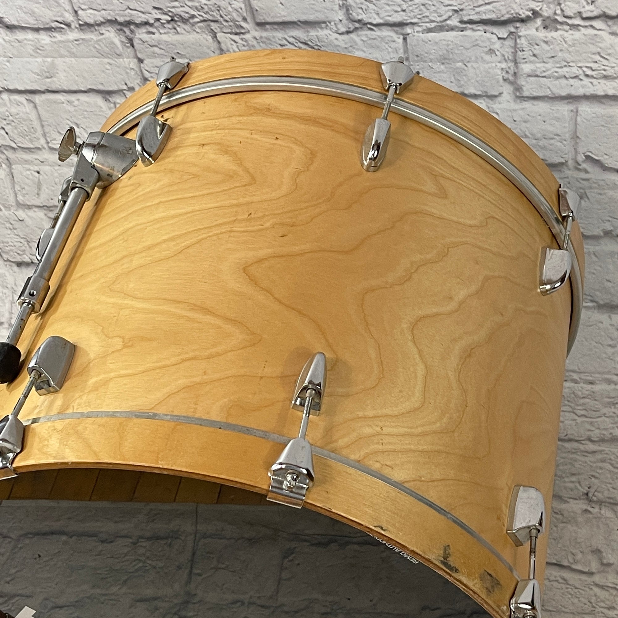 Yamaha Stage Custom Standard 22 x 16 Natural Bass Drum