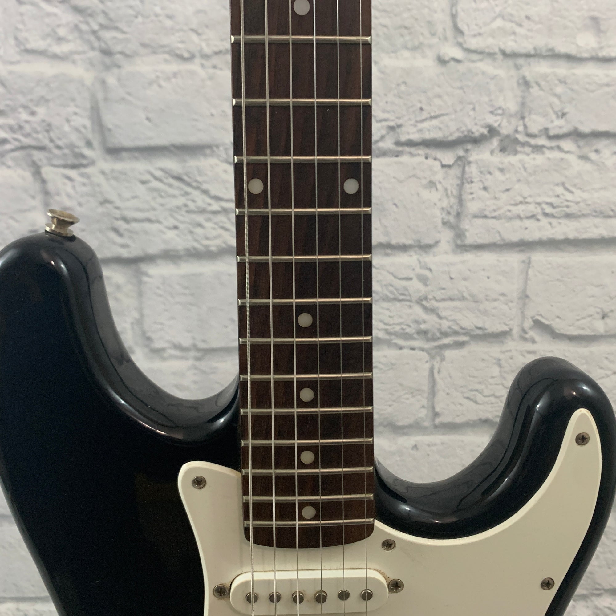 Unknown Strat-Style Electric Guitar - Black