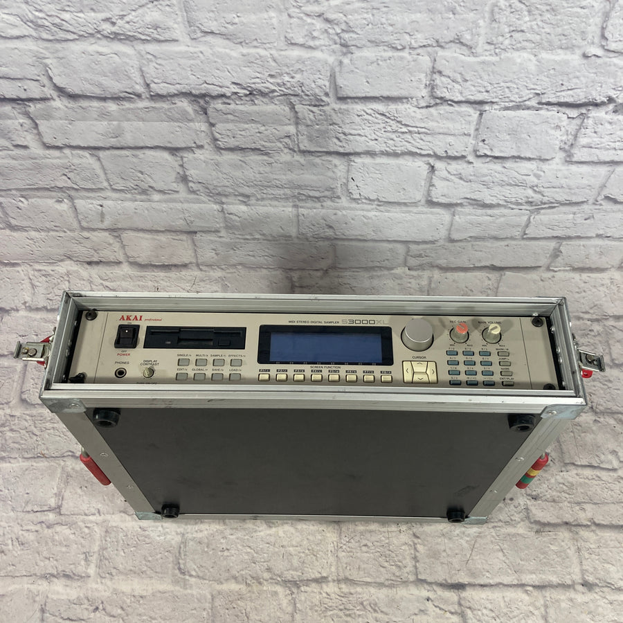 Akai S3000XL Rackmount Sampler w/ Gator Case