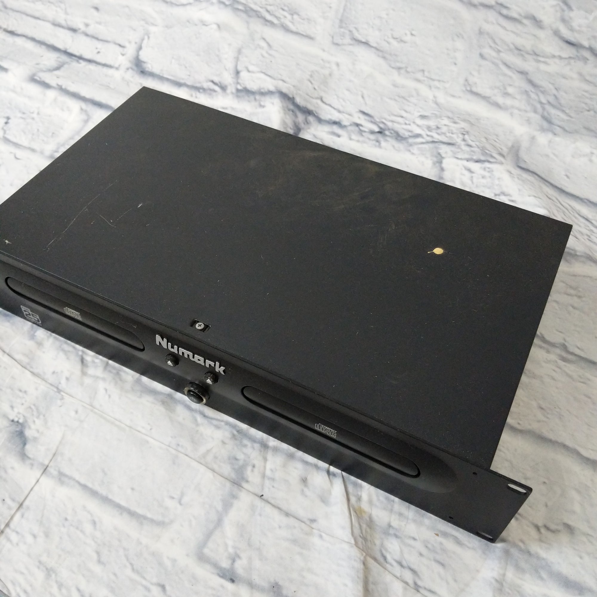 Numark CDN-25 Professional CD Play Rack