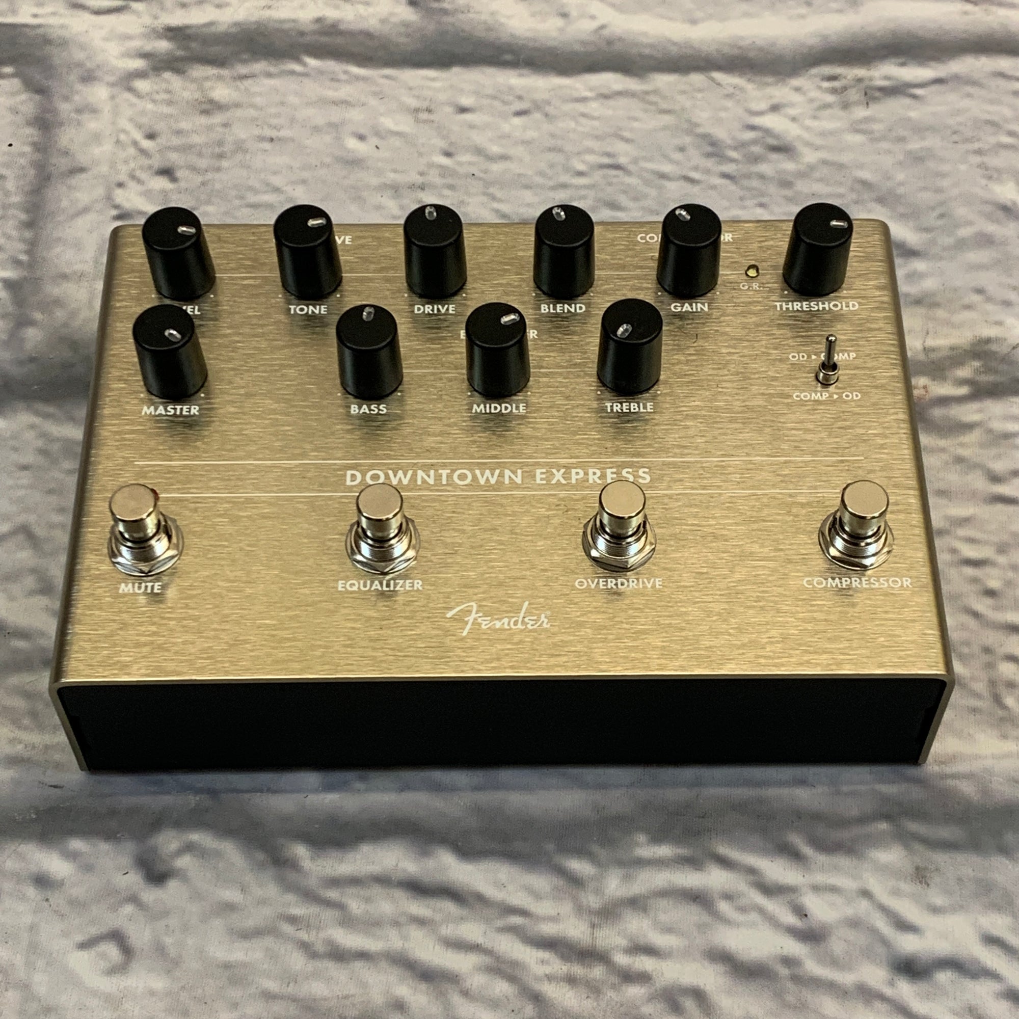 fender downtown express bass multi effect pedal review Fender Downtown Express Bass Multi-Effect Pedal