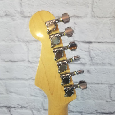 Fender Late 80's Red Stratocaster-Made in Japan