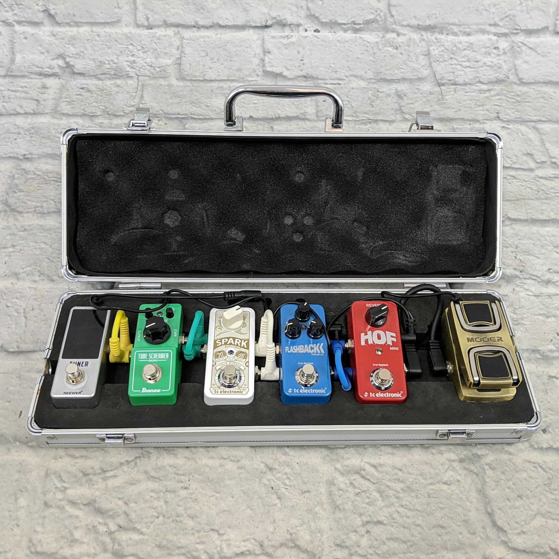mooer mini pedals Mooer Firefly M6 Mini Pedal Case