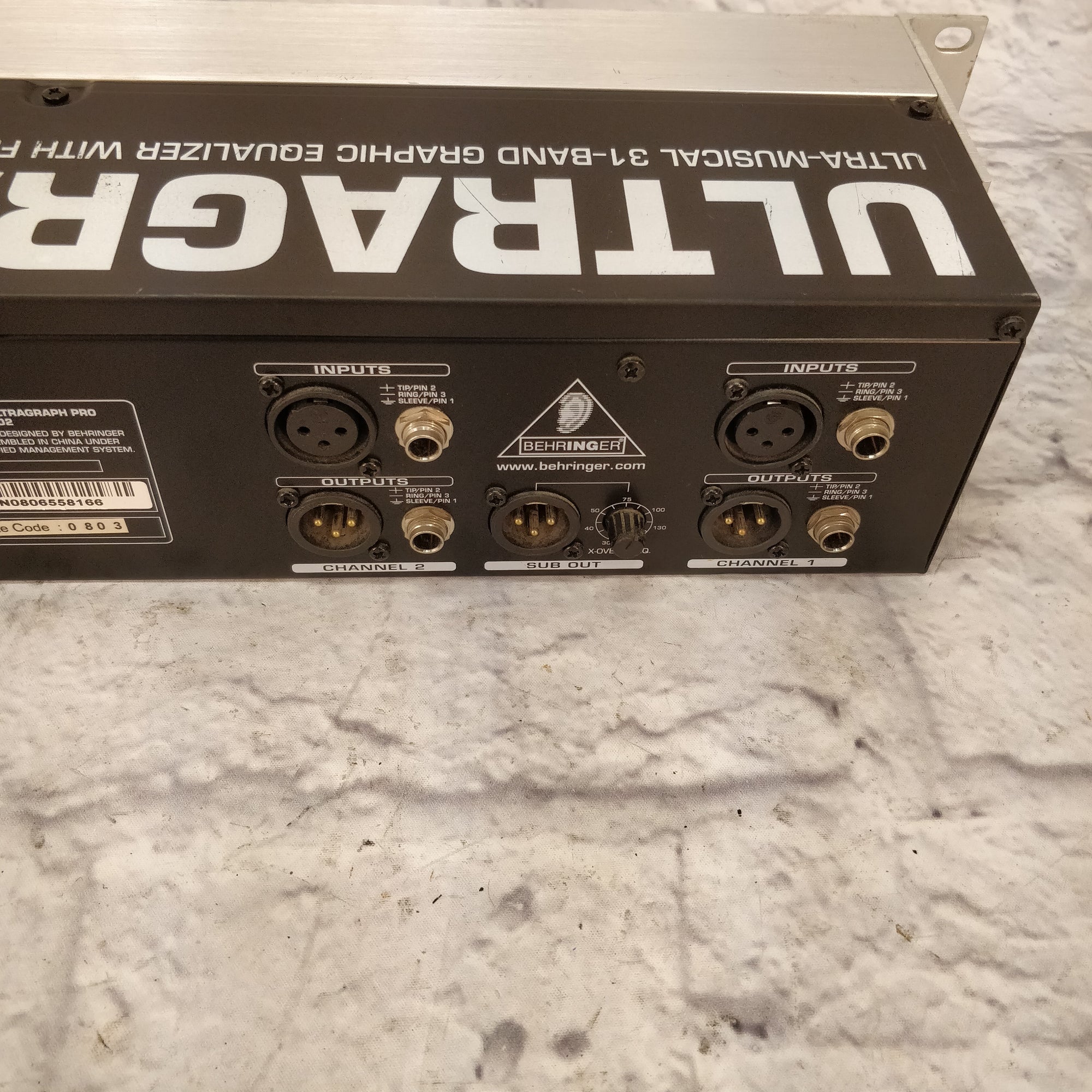 Behringer Ultragraph Pro FBQ3102 - 31-band Stereo Graphic EQ
