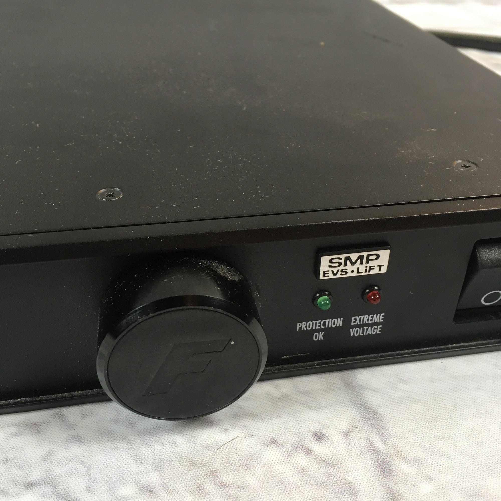 Furman PL-PLus-C Power Conditioner
