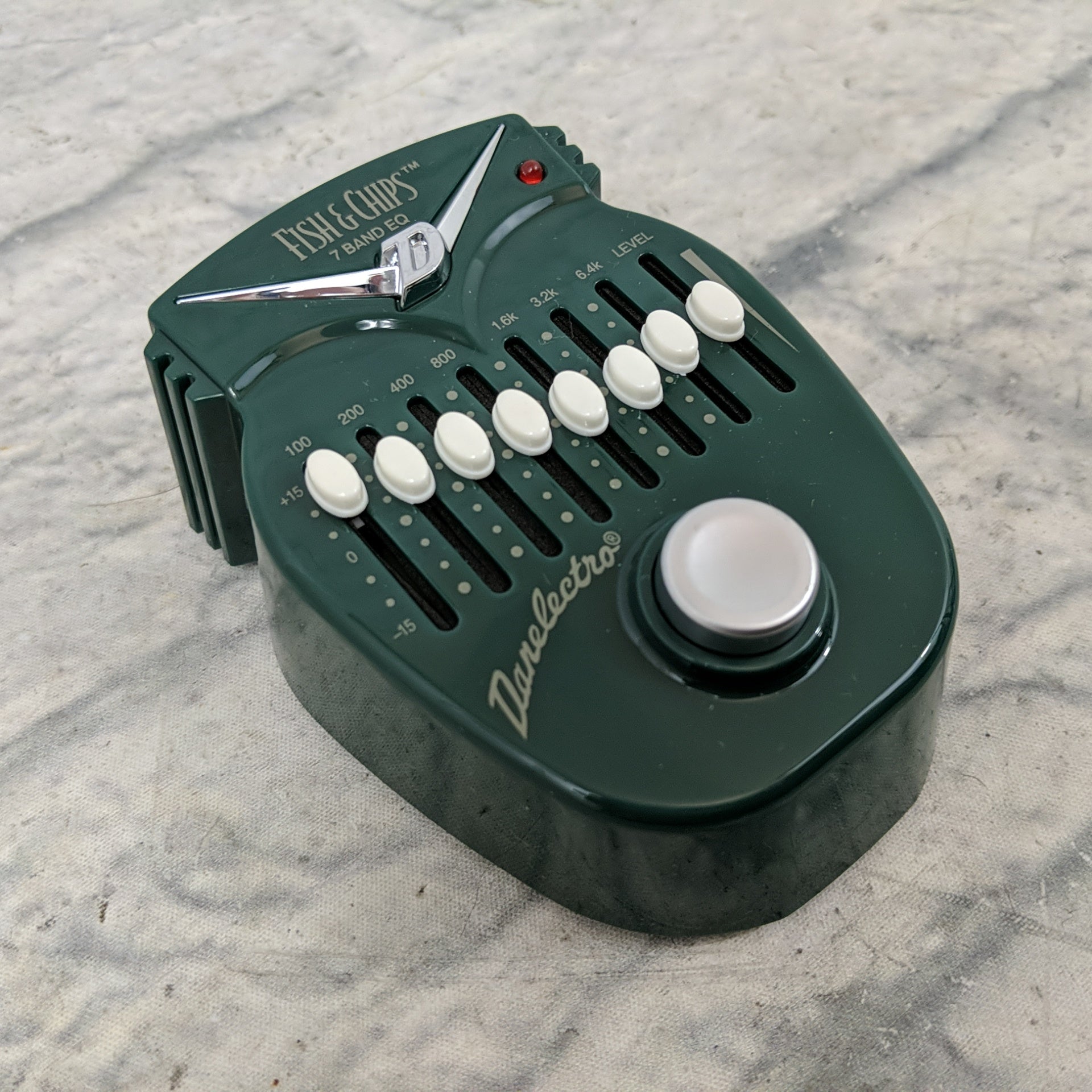 danelectro equalizer pedal Danelectro Fish & Chips 7 Band EQ Pedal