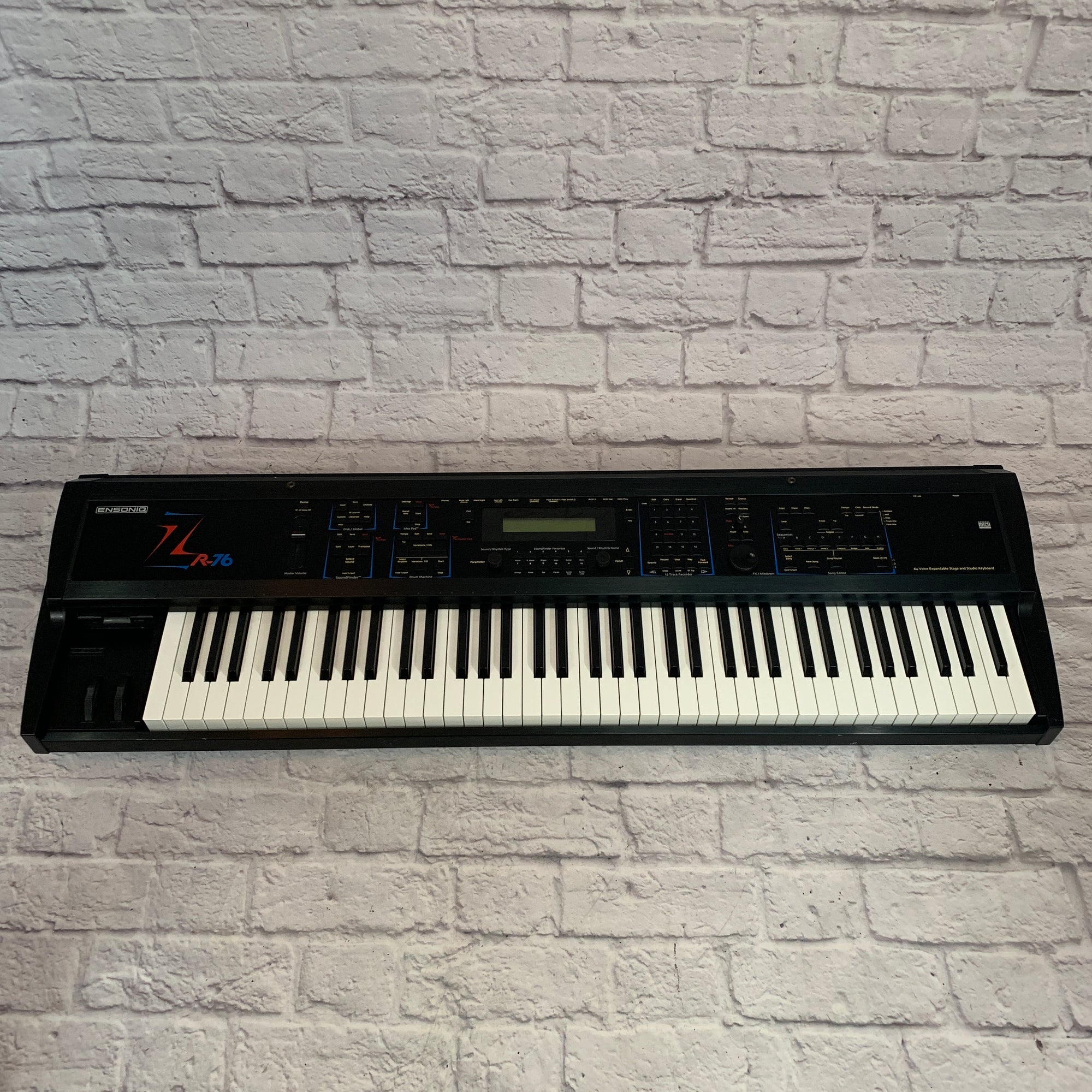 Ensoniq ZR-76 64-Voice Expandable Keyboard - Evolution Music