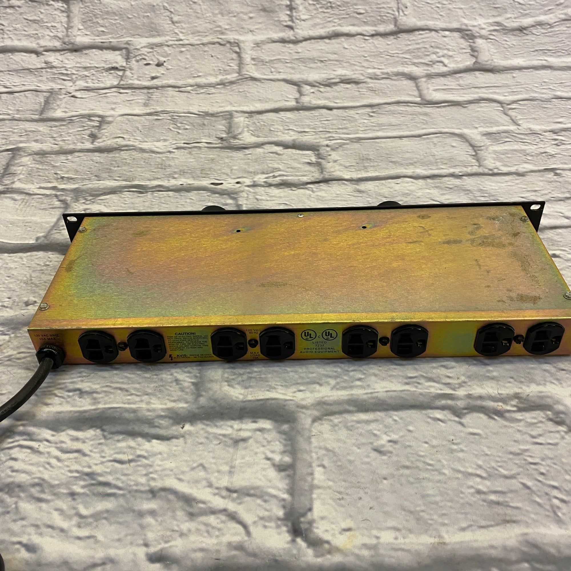 Furman PL-8 Power Conditioner