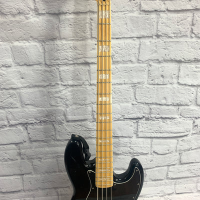 ** Squier Vintage Modified Black 4-String Jazz Bass