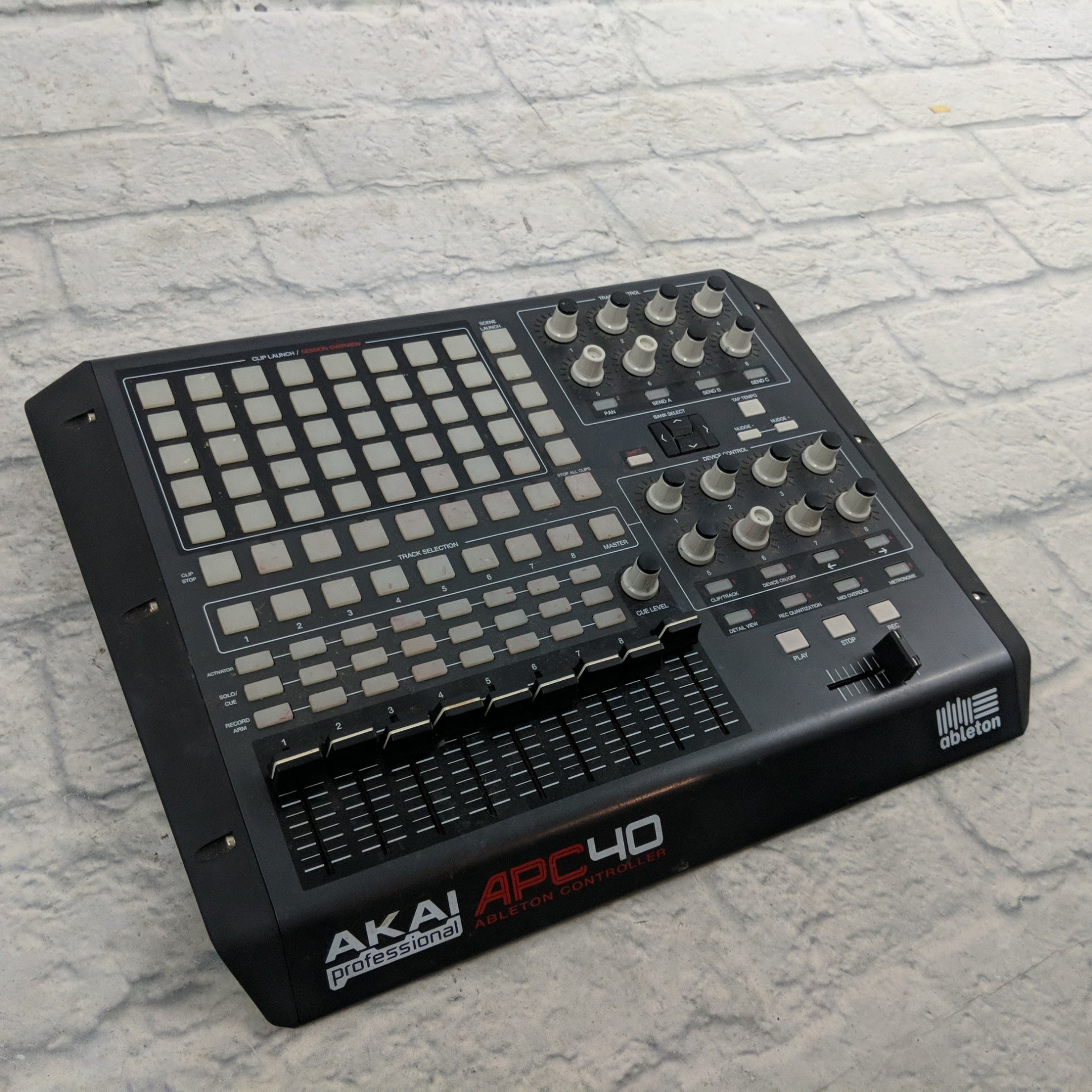 Akai Professional APC40 - Evolution Music