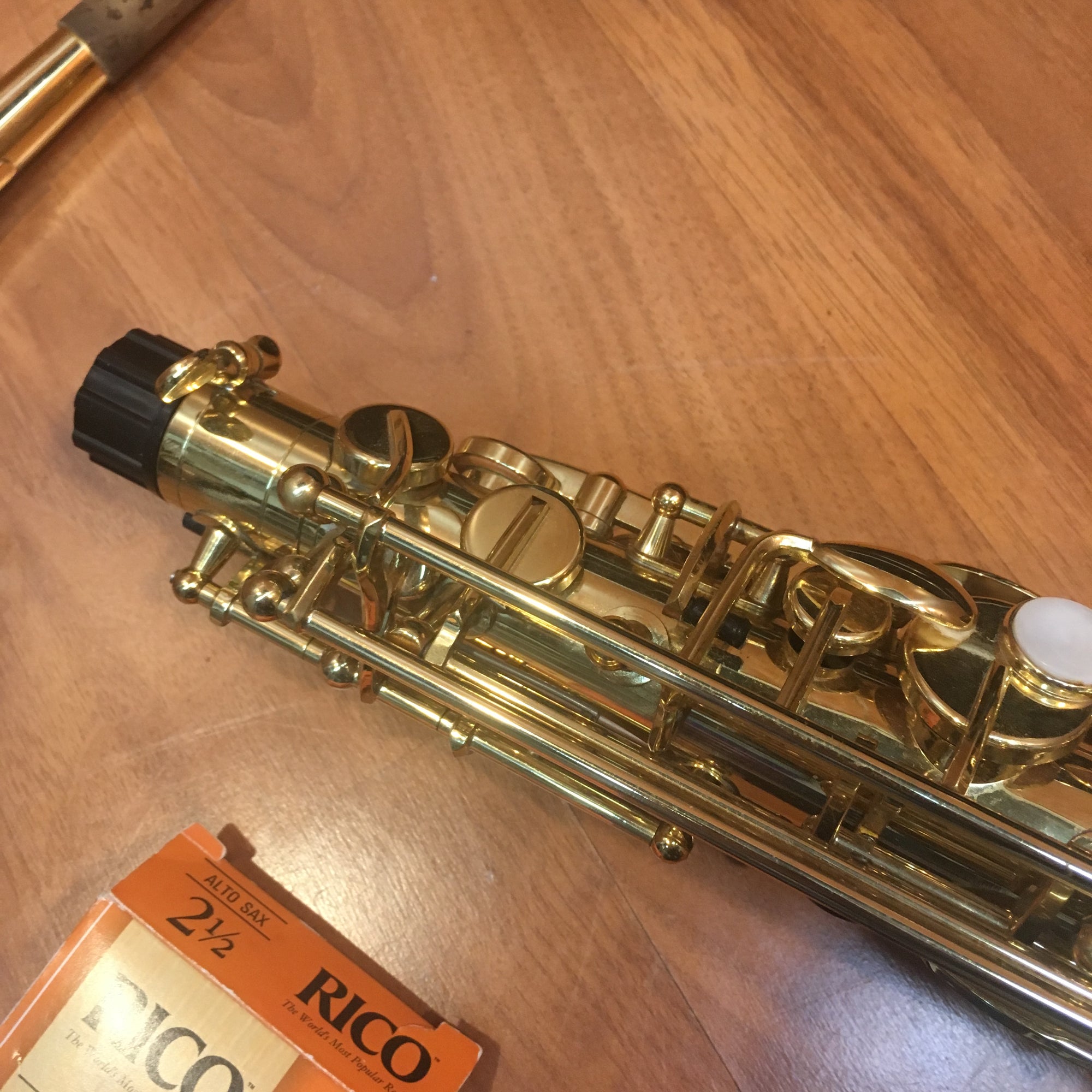 Gemeinhardt GSA500 Alto Sax w/ Case & Accessories