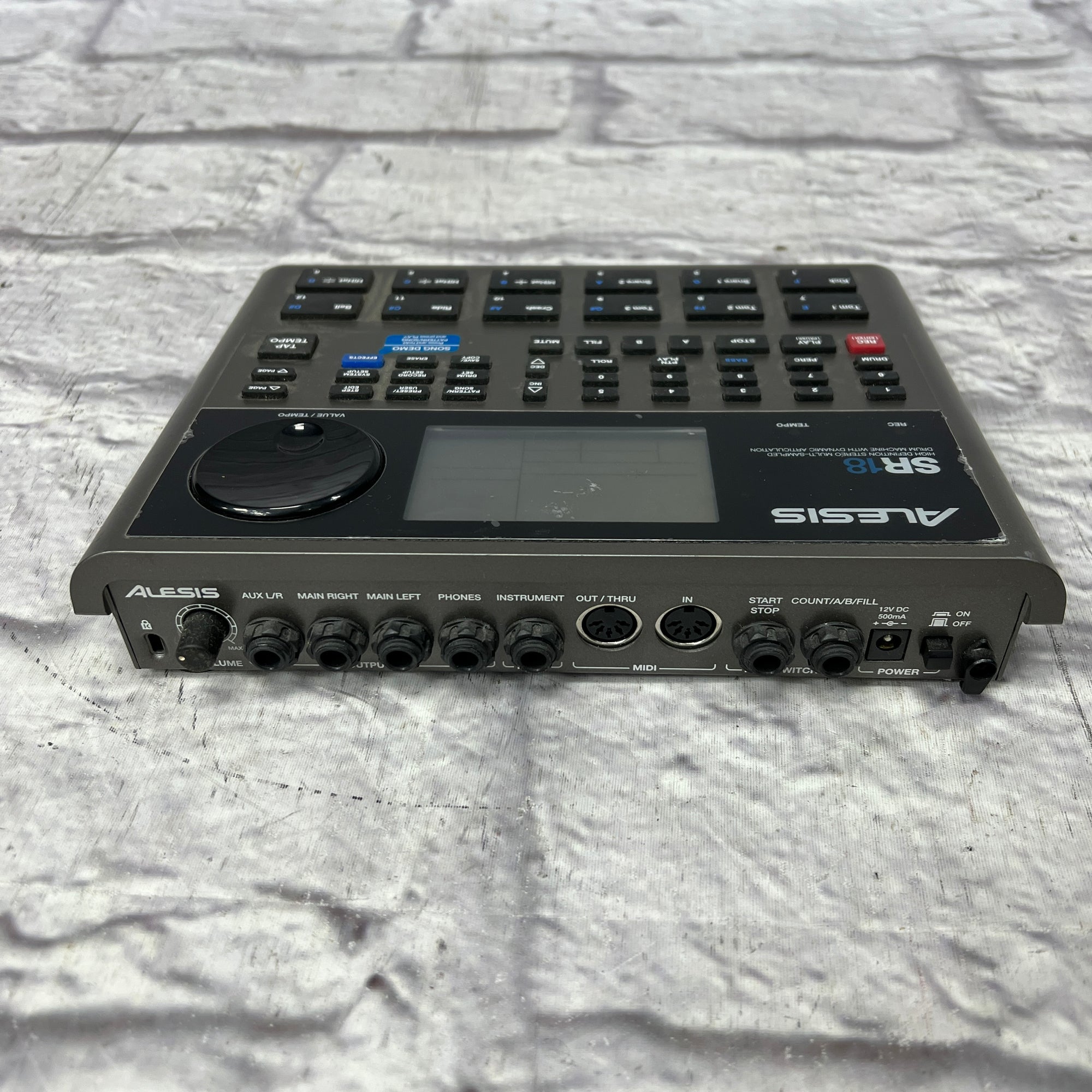 Alesis SR18 Electric Drum Machine Evolution Music