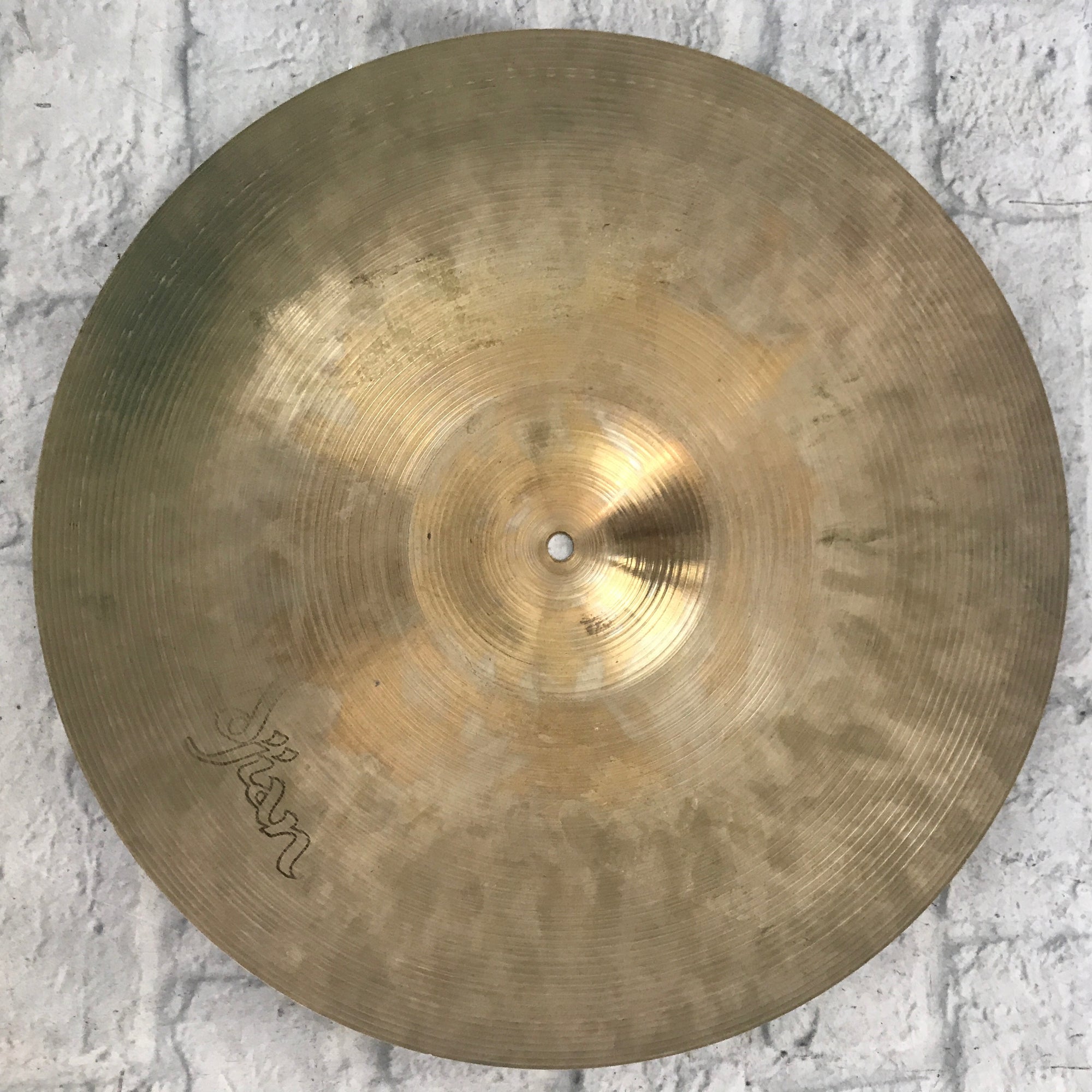 Zildjian Avedis 18 Crash Cymbal