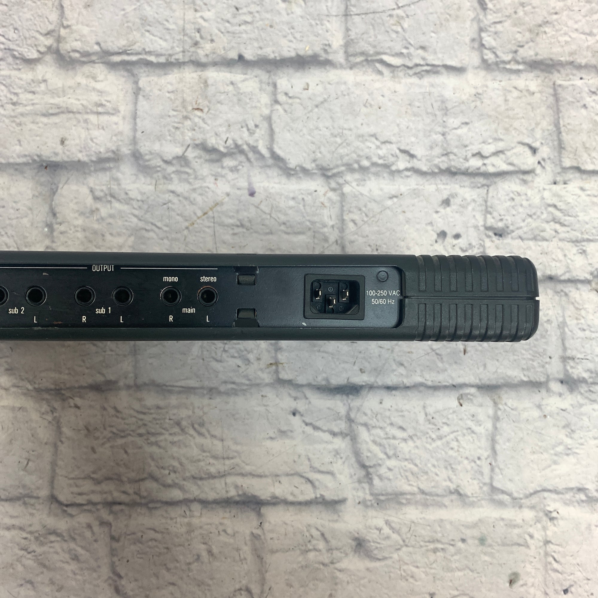 E-MU Proteus 1 Pop Rock Rack Synthesizer