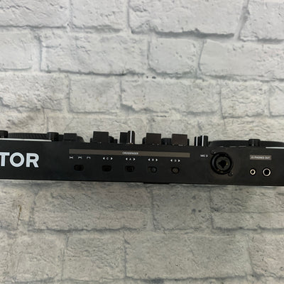Native Instruments Traktor Kontrol S4 MK3 DJ Controller with Gig Bag