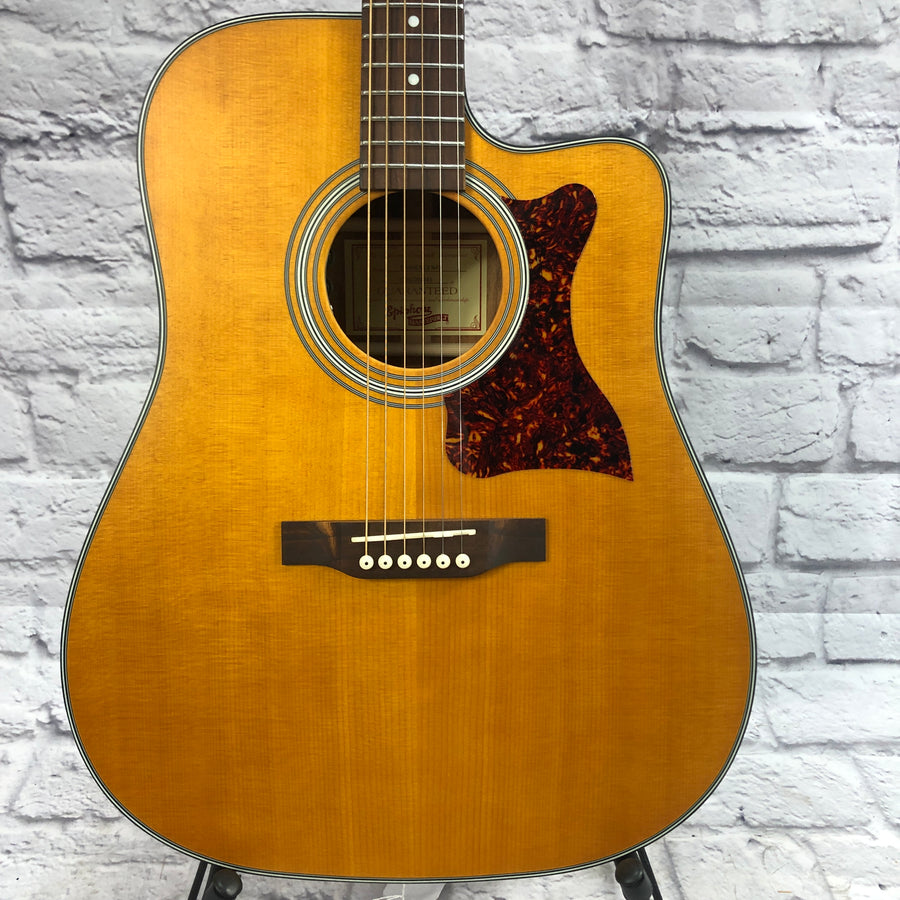 Epiphone DR400 MCE Masterbuilt Solid Top & Sides Acoustic Guitar