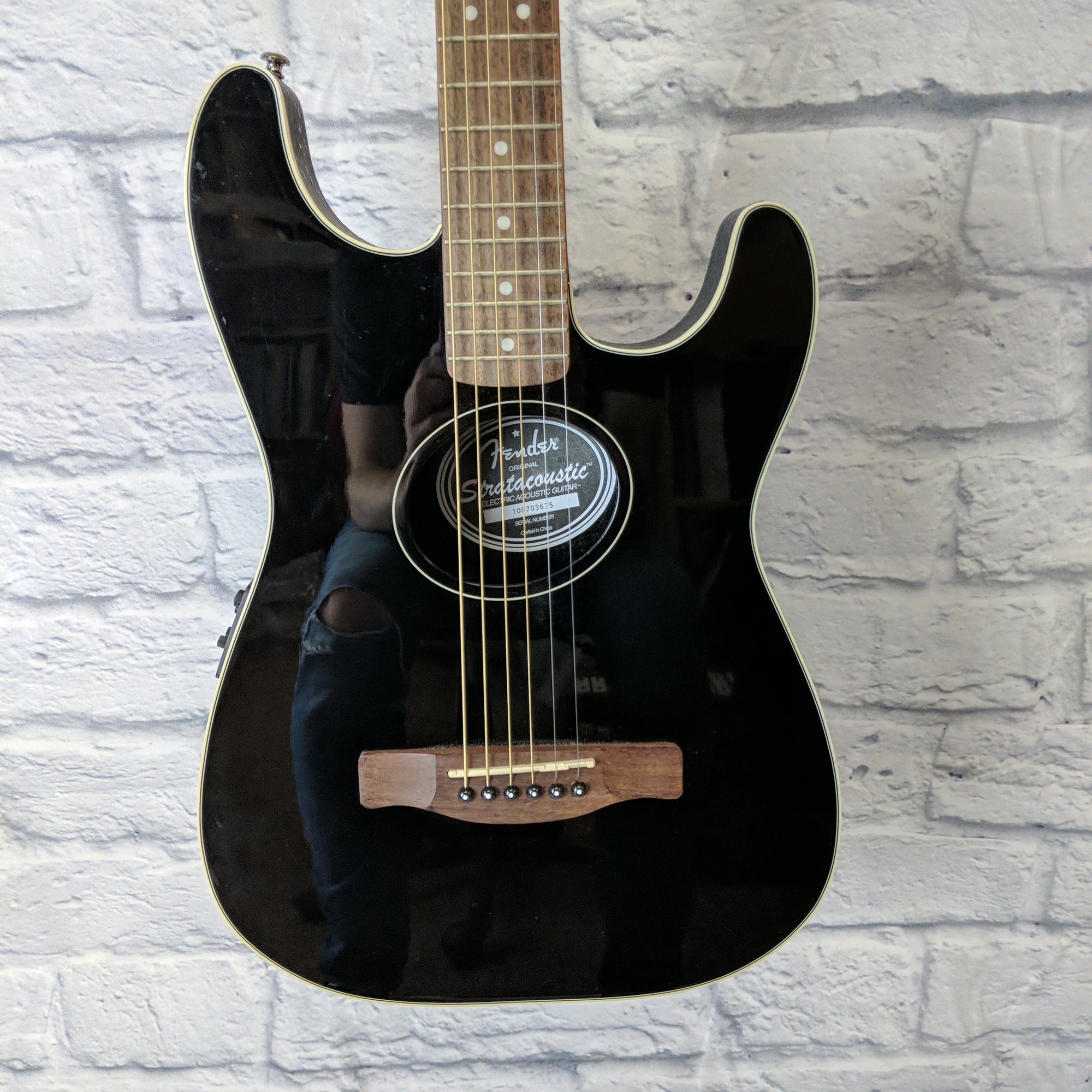 Fender Stratacoustic Acoustic Guitar - Evolution Music