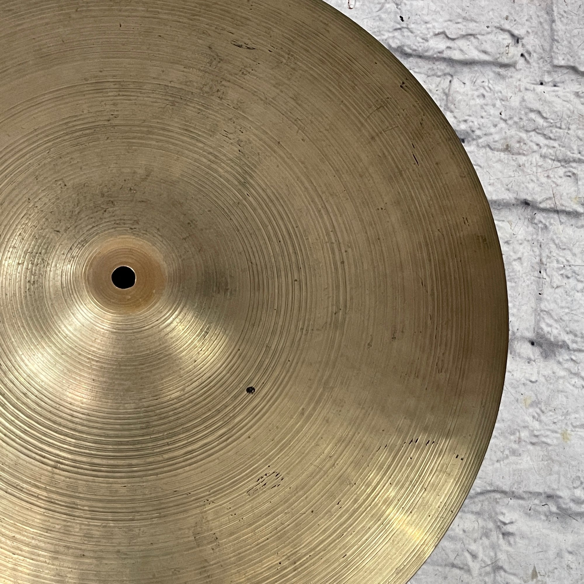 Zildjian 18 Avedis Ride Cymbal
